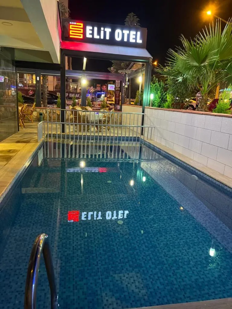 Swimming pool in Didim Elit Otel