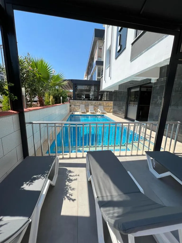 Swimming pool in Didim Elit Otel