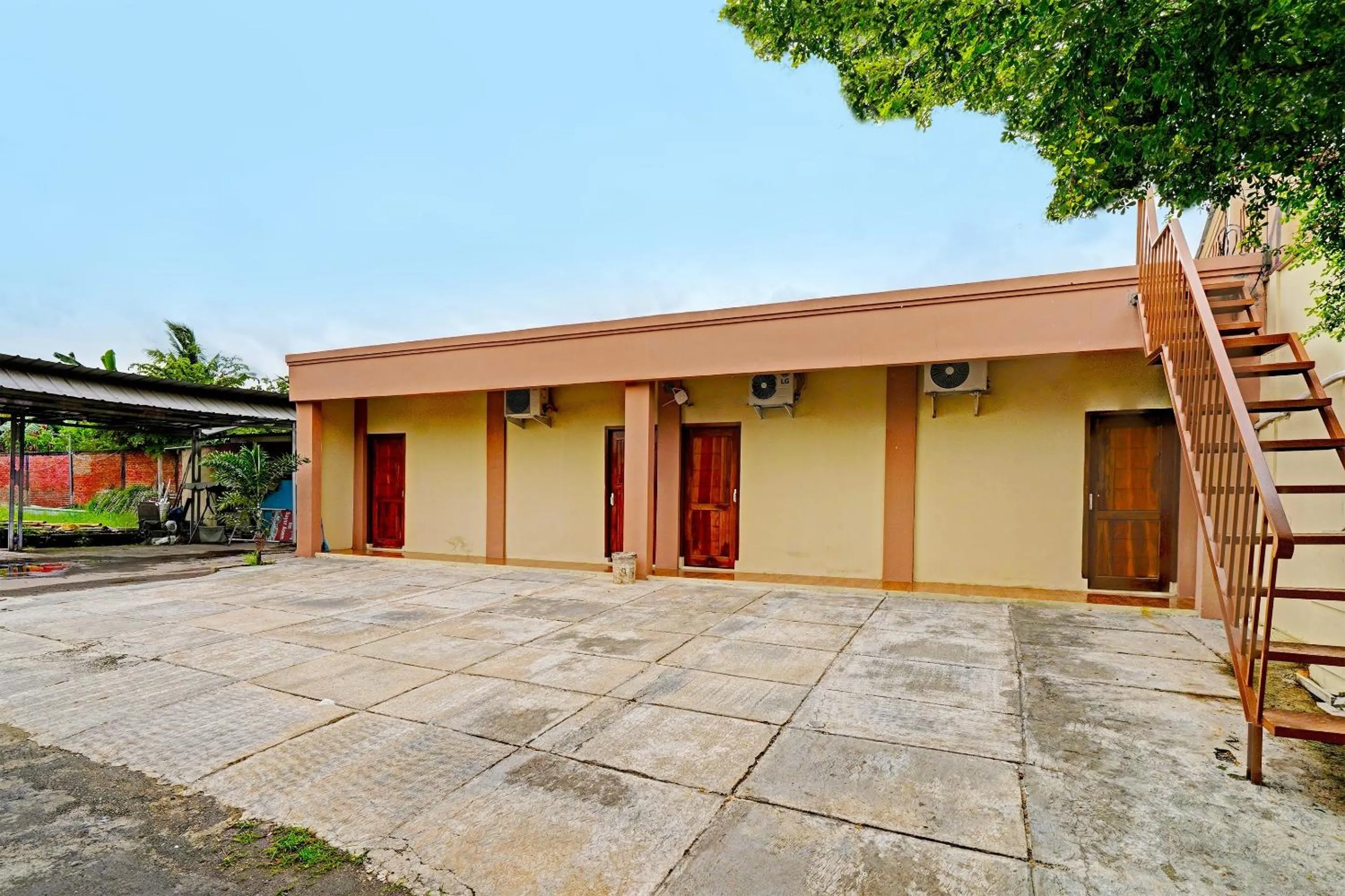 Lobby or reception in OYO 91955 Pondokan Cempaka