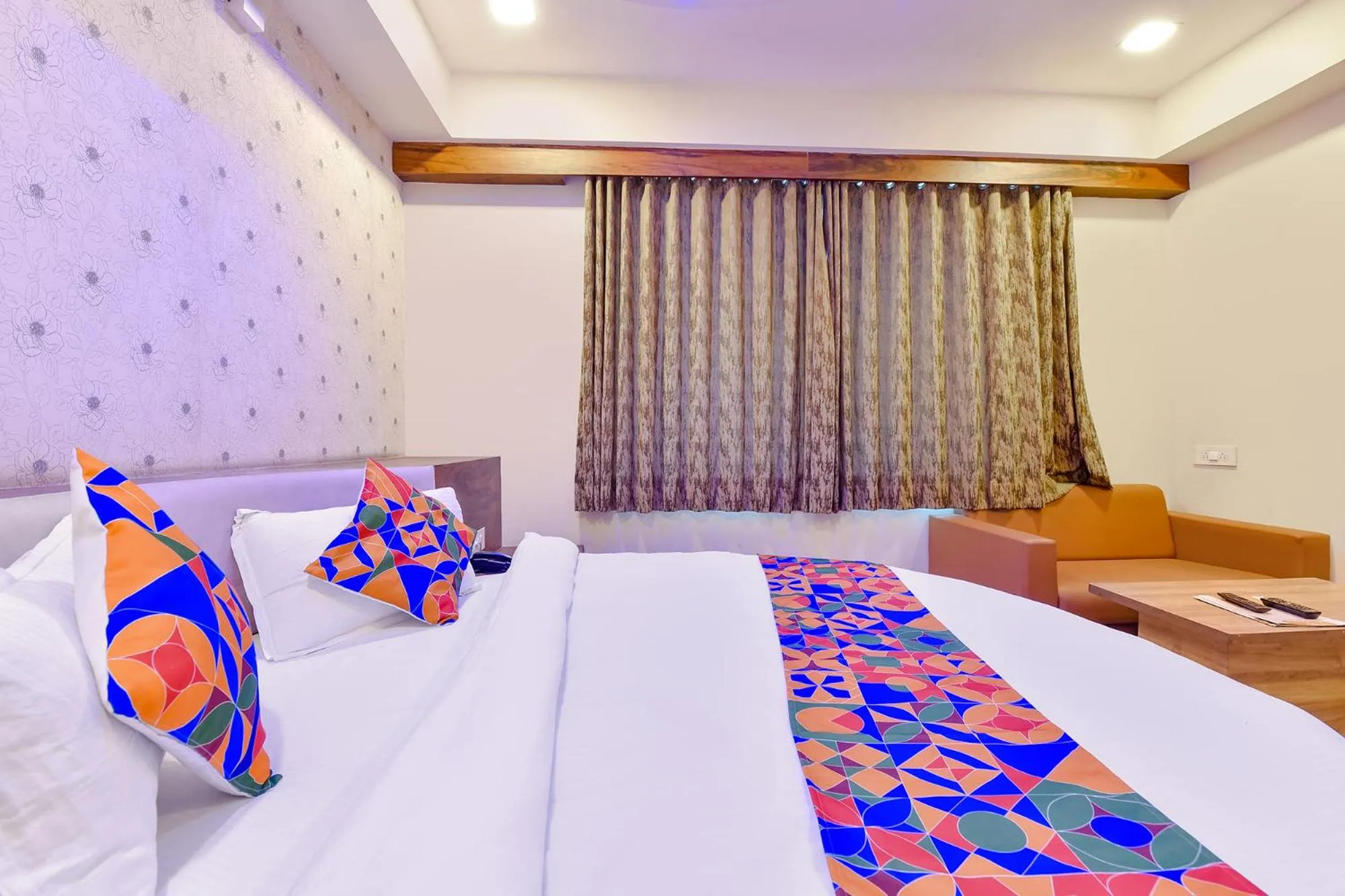 Photo of the whole room, Bed in FabHotel Hill Park - Inside Suryam Trade Center