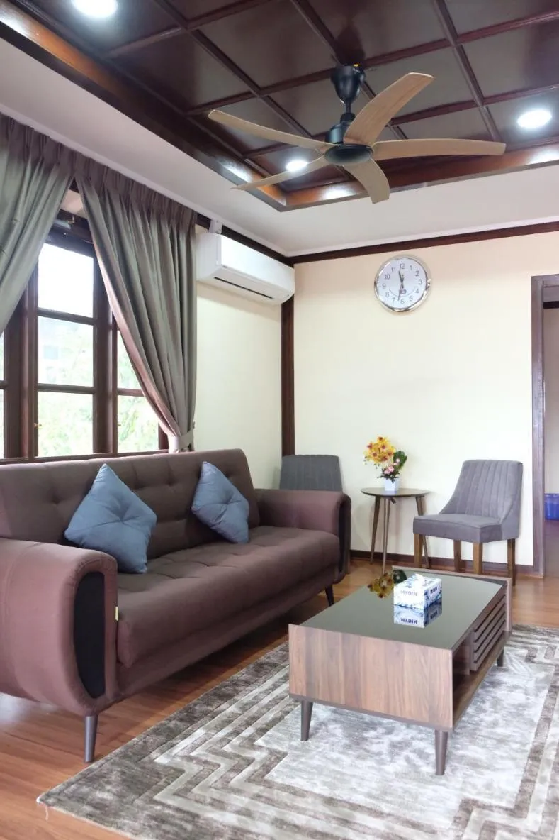 D'Razna Chalet Pantai Seberang Takir