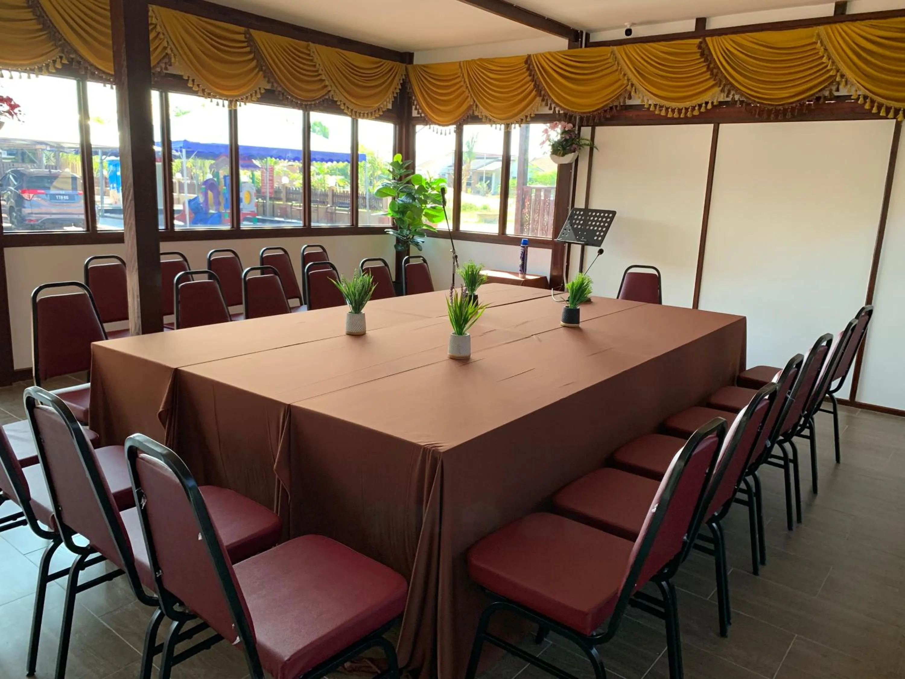 Meeting/conference room in D'Razna Chalet Pantai Seberang Takir