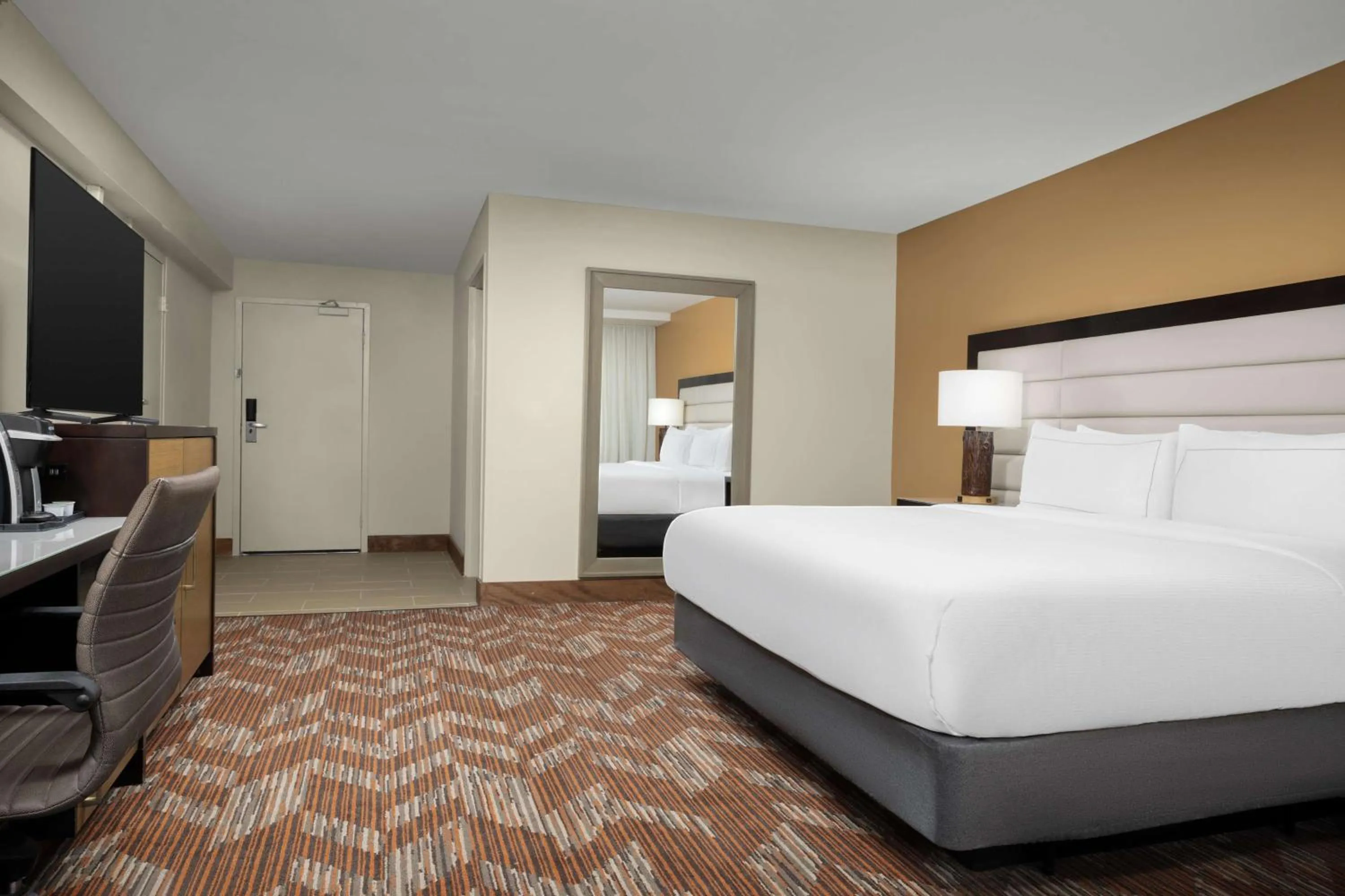 Bed in Doubletree By Hilton Greensboro Airport