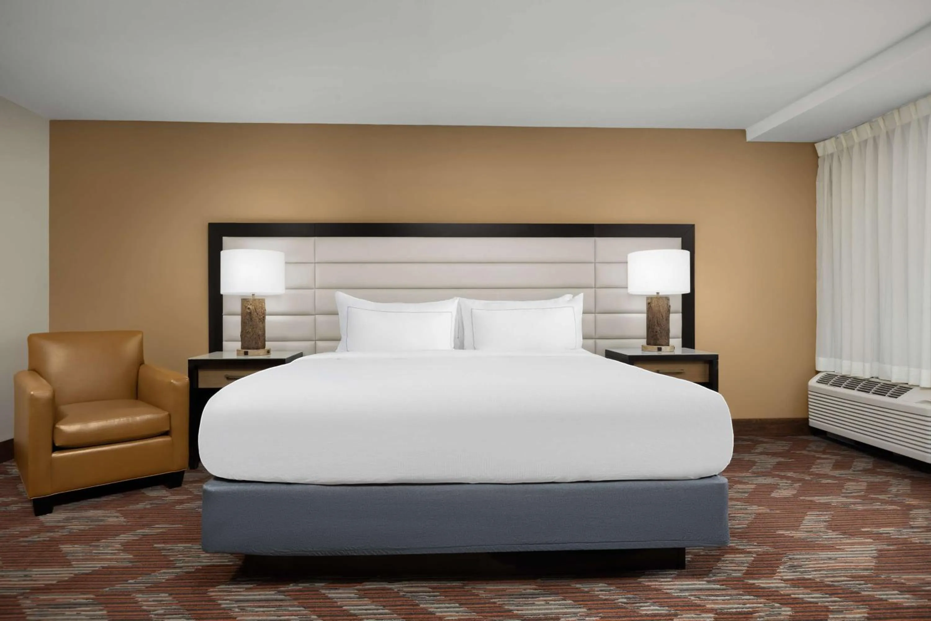 Bed in Doubletree By Hilton Greensboro Airport
