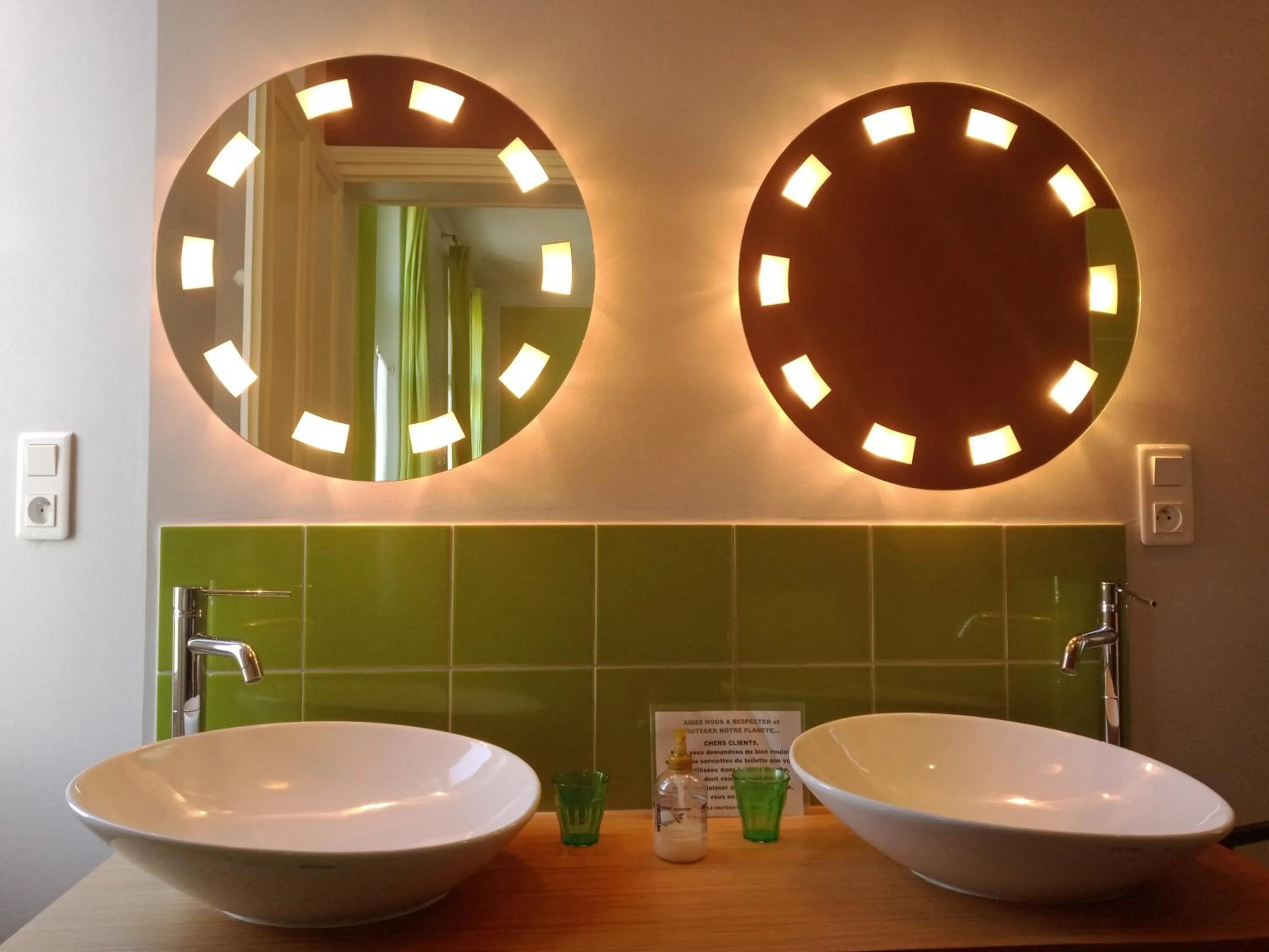 Bathroom in Chateau du Breuil