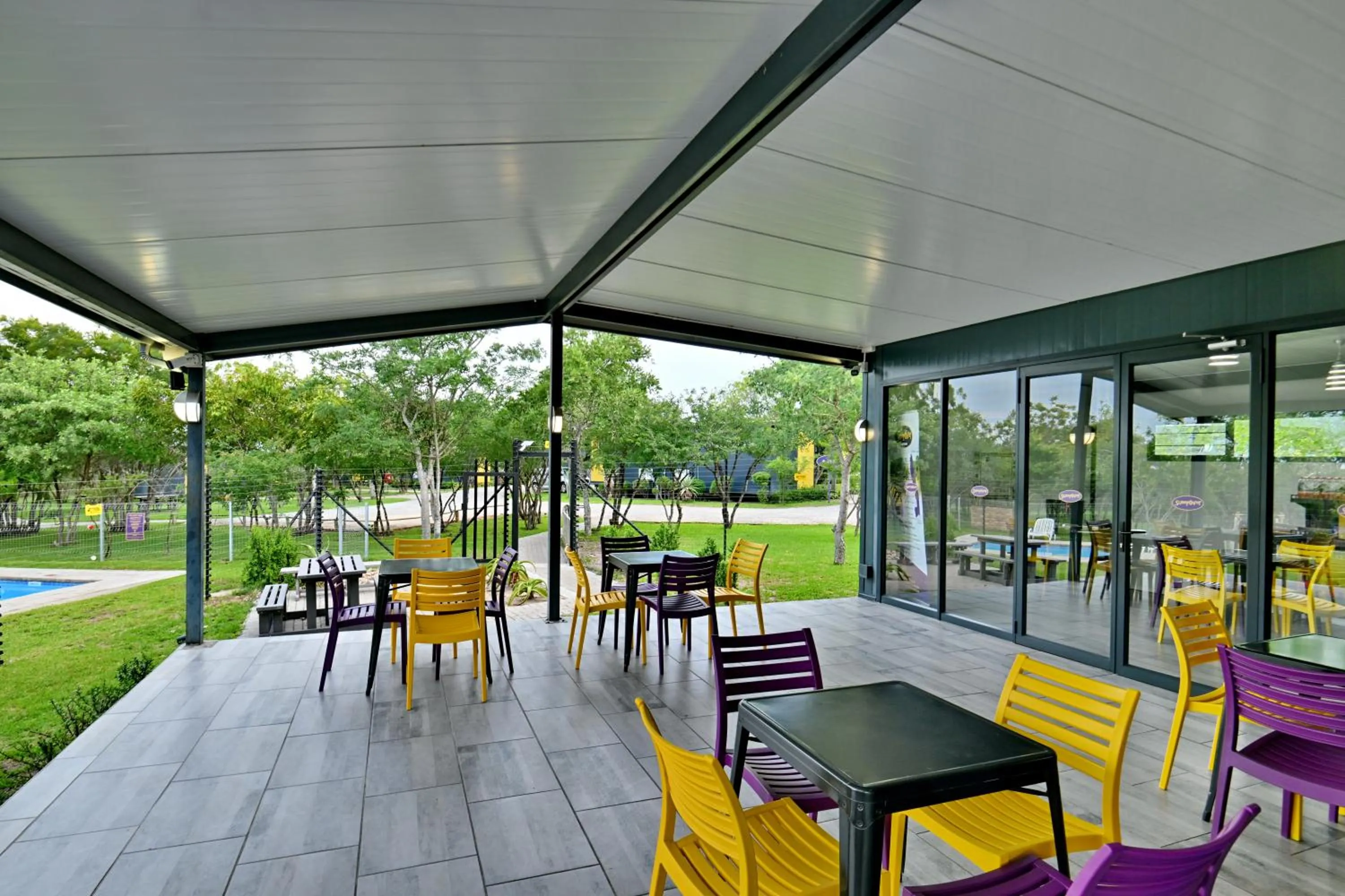 Supermarket/grocery shop in SleepOver Orpen Gate