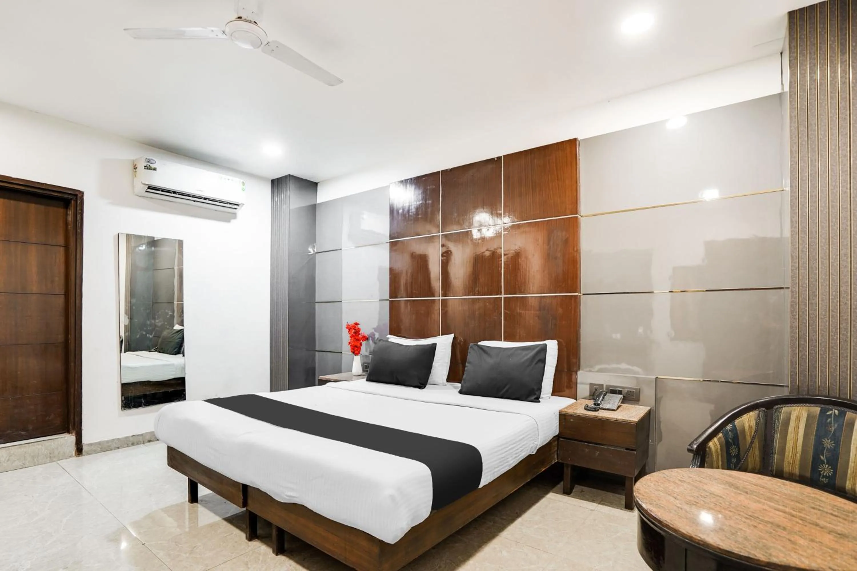 Hotel O Grand Peepal