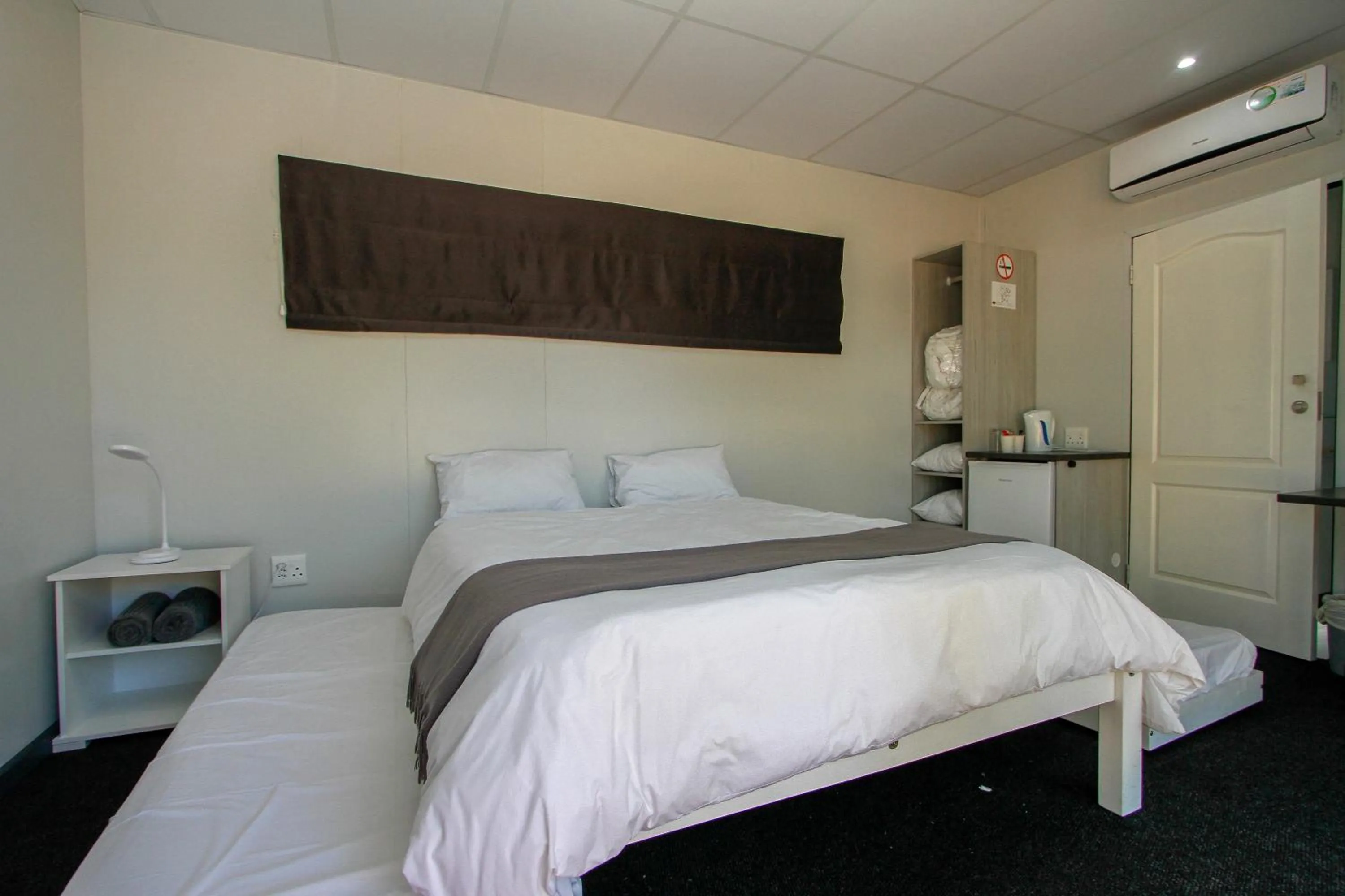 Bed in SleepOver Beitbridge