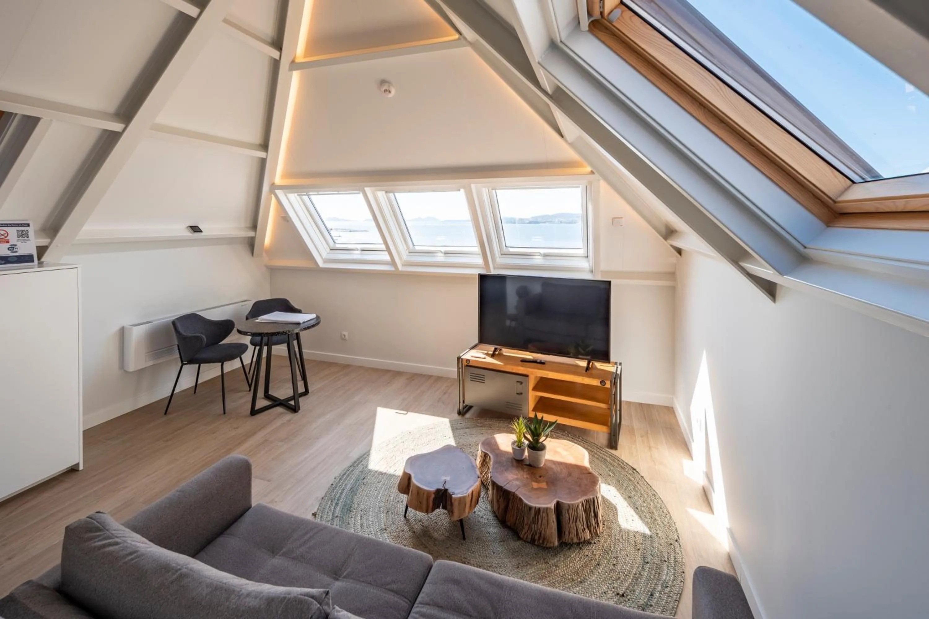 TV and multimedia in Bow Homes by Como en Casa