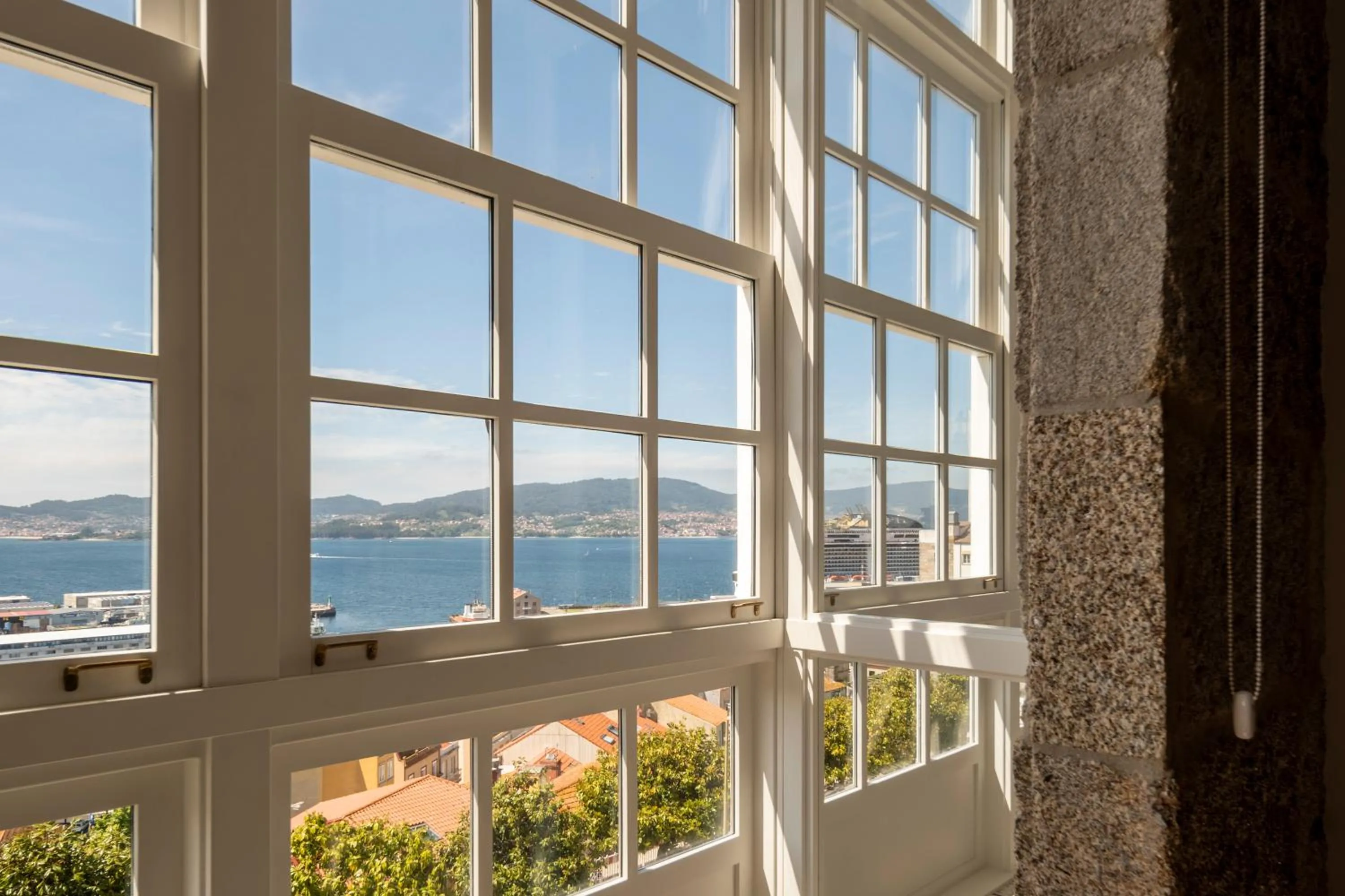 Sea view in Bow Homes by Como en Casa