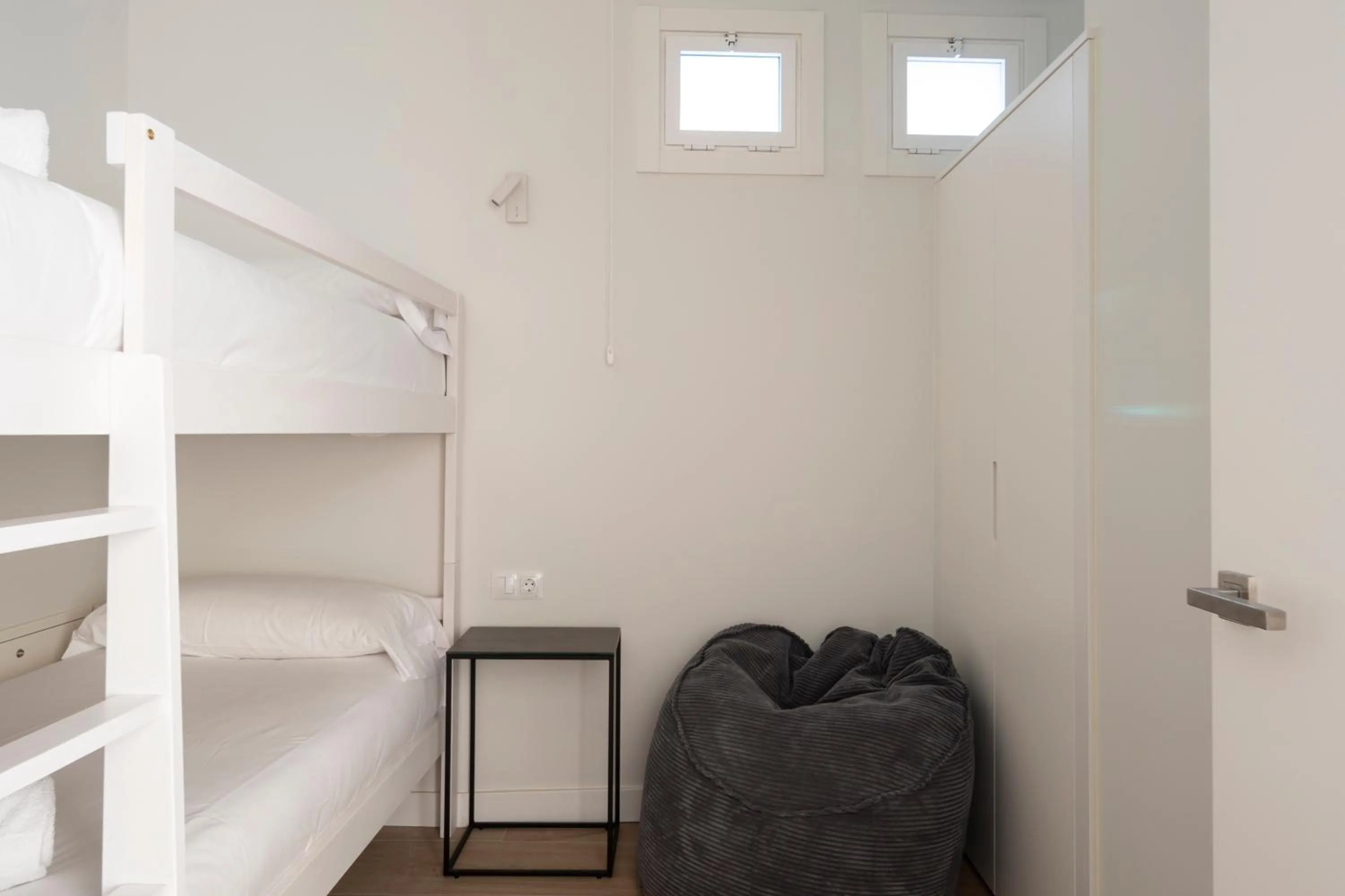 bunk bed, Bed in Bow Homes by Como en Casa
