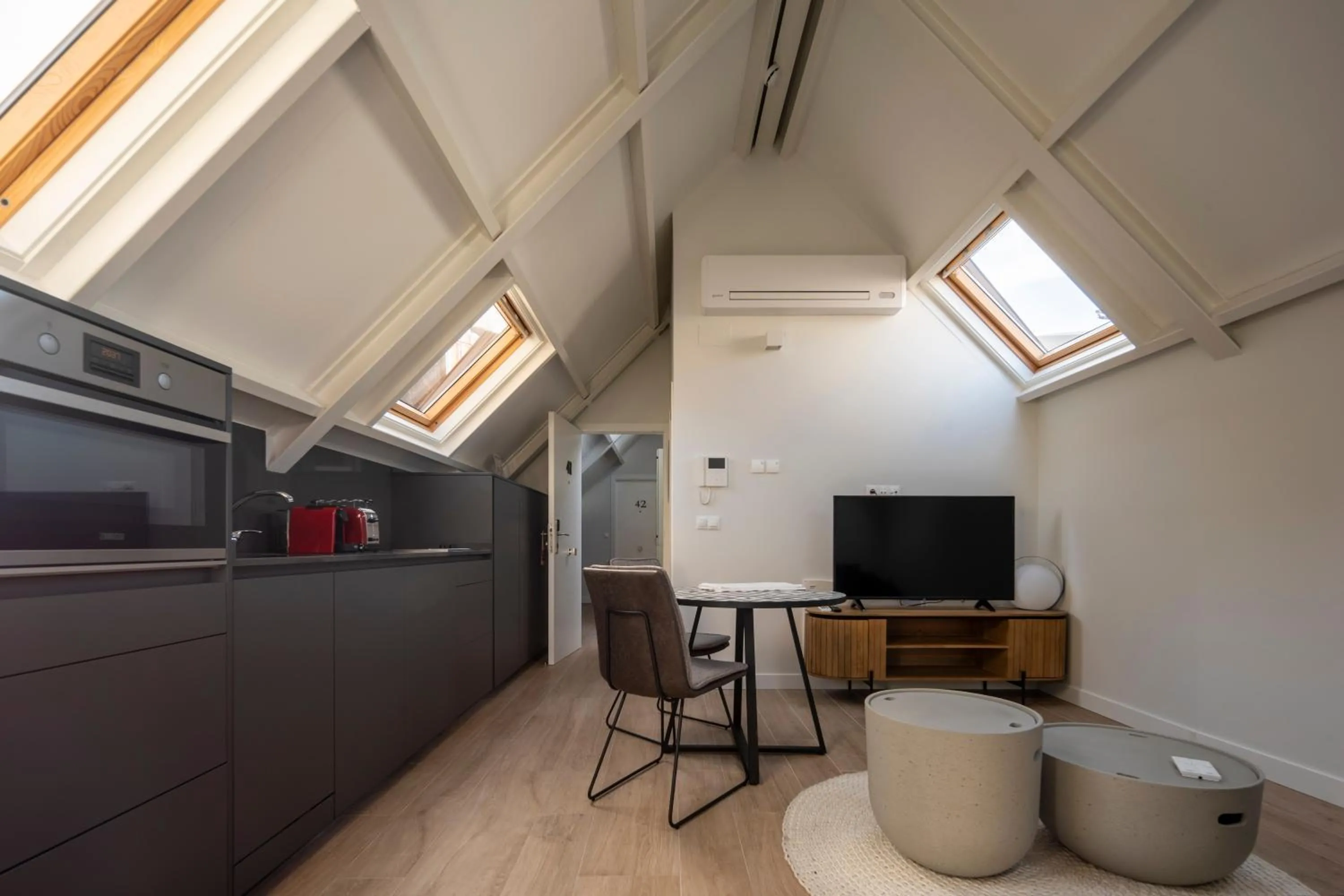 TV and multimedia in Bow Homes by Como en Casa