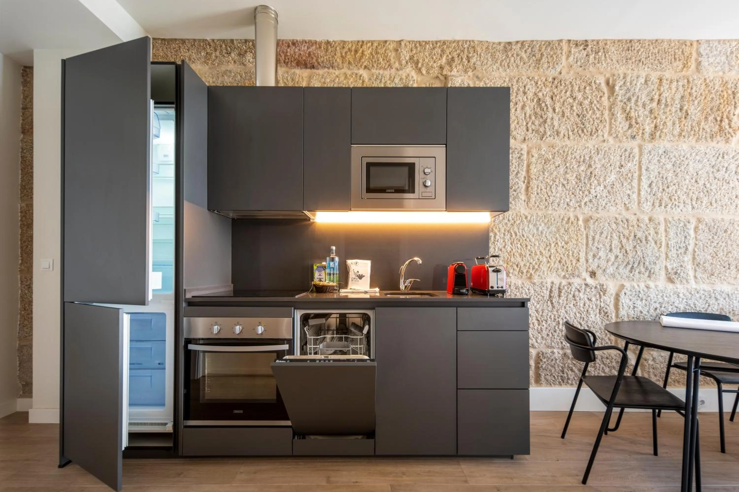 Coffee/tea facilities in Bow Homes by Como en Casa
