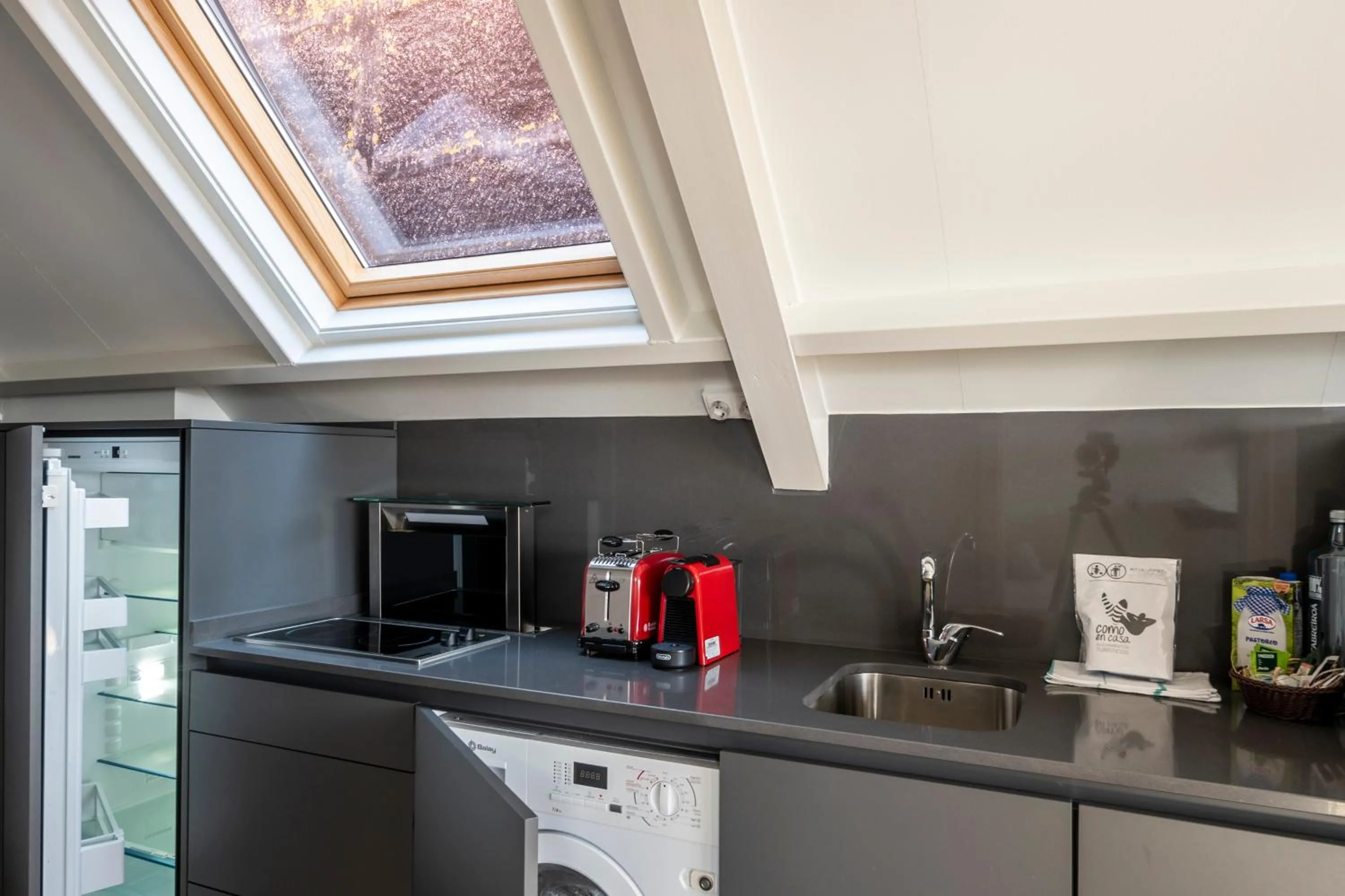 Coffee/tea facilities in Bow Homes by Como en Casa