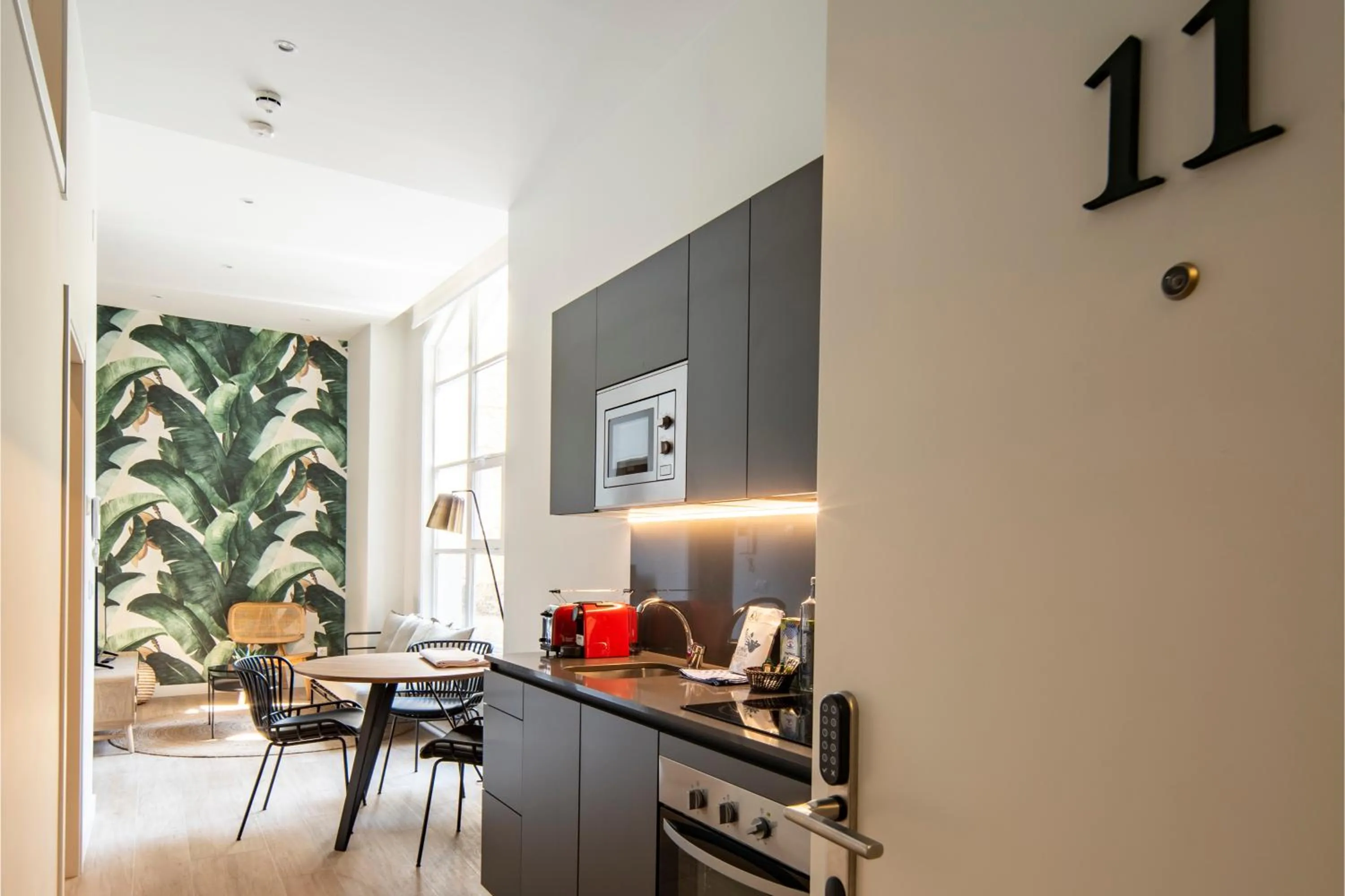 Kitchen or kitchenette in Bow Homes by Como en Casa