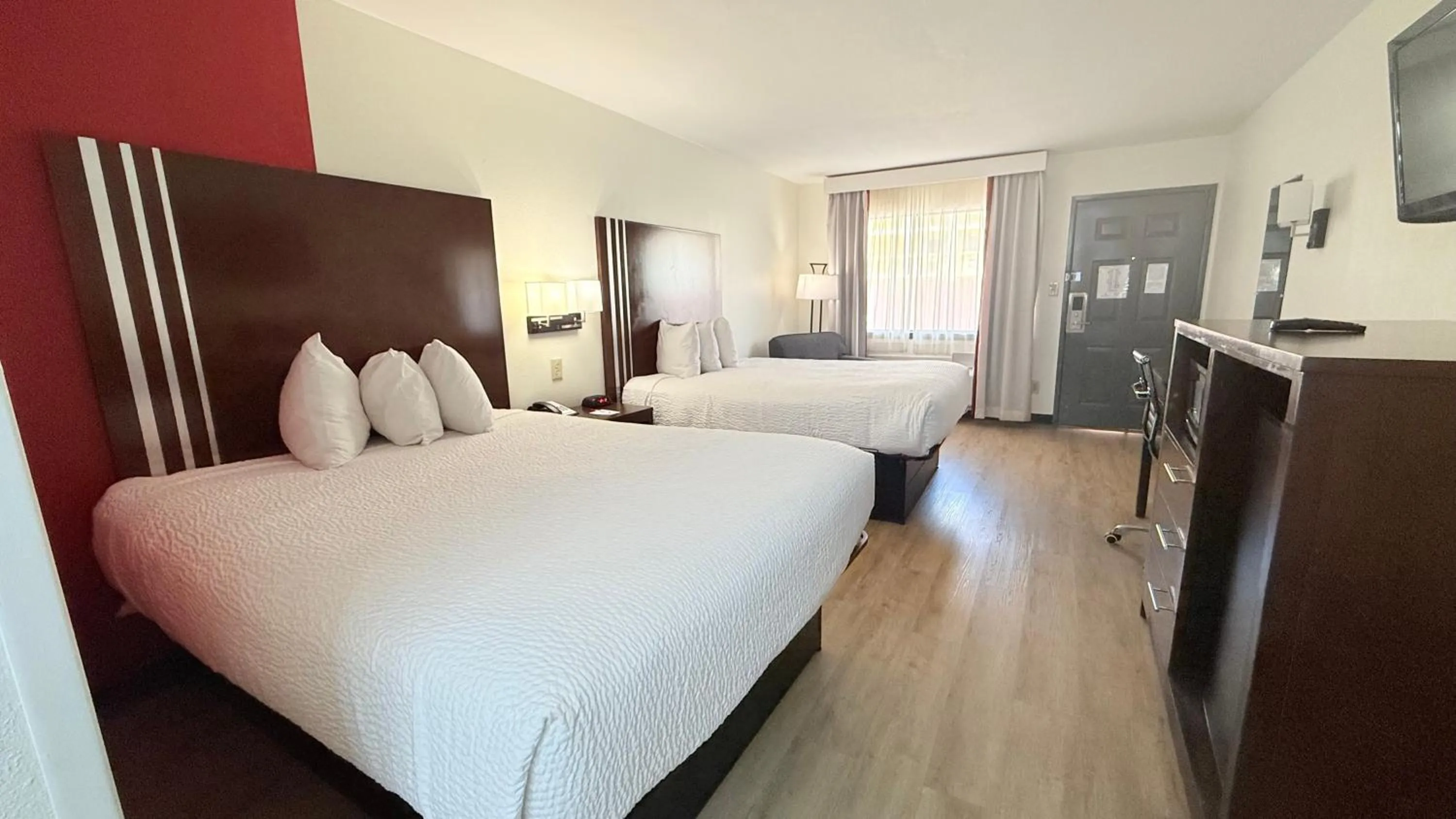 Bedroom, Bed in Ramada by Wyndham San Antonio Near SeaWorld - Lackland AFB