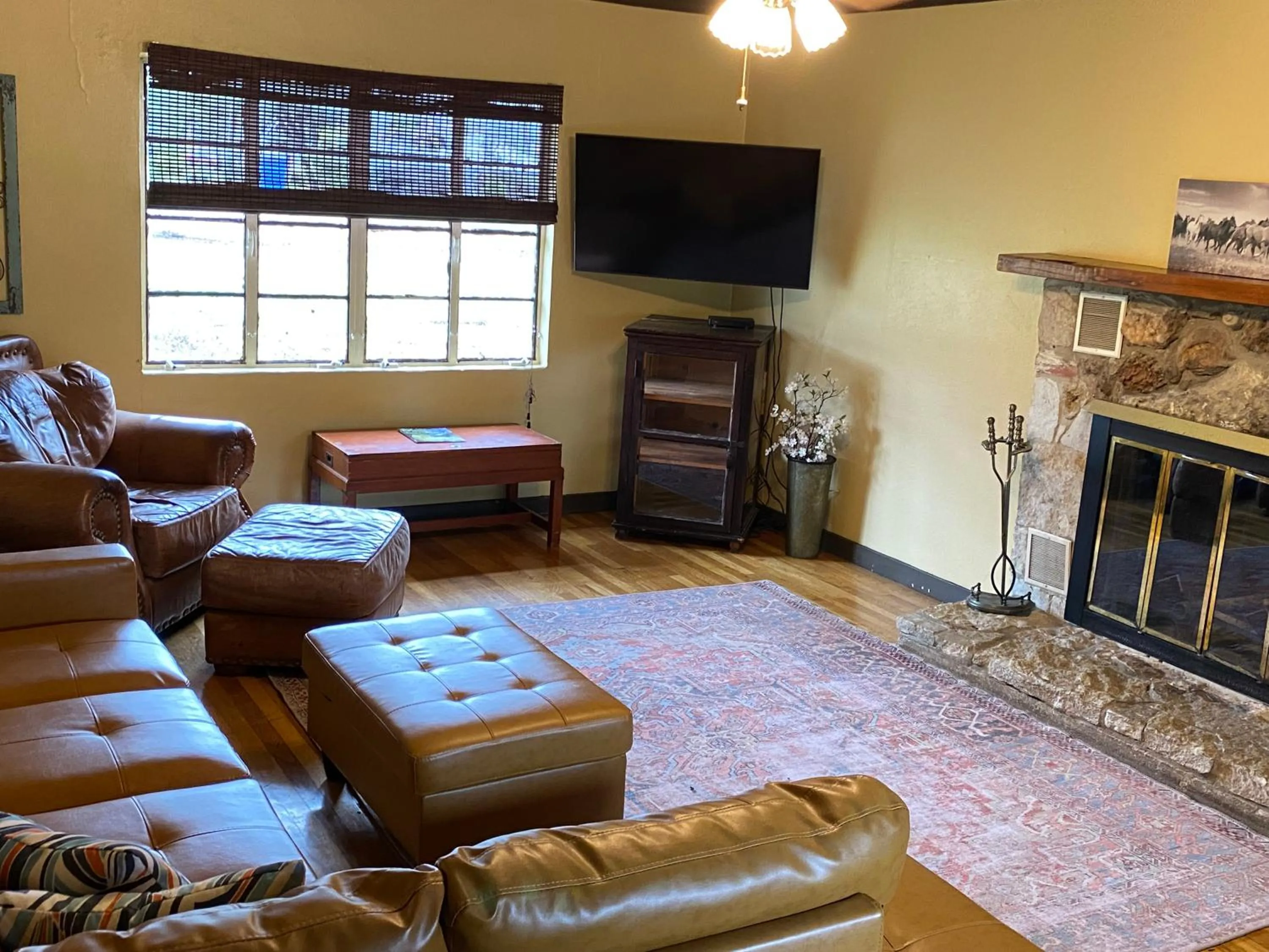 Living room in The Springs Retreat