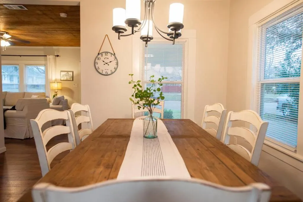 NEW-Ethel Rose Cottage-5 min to Magnolia Silos