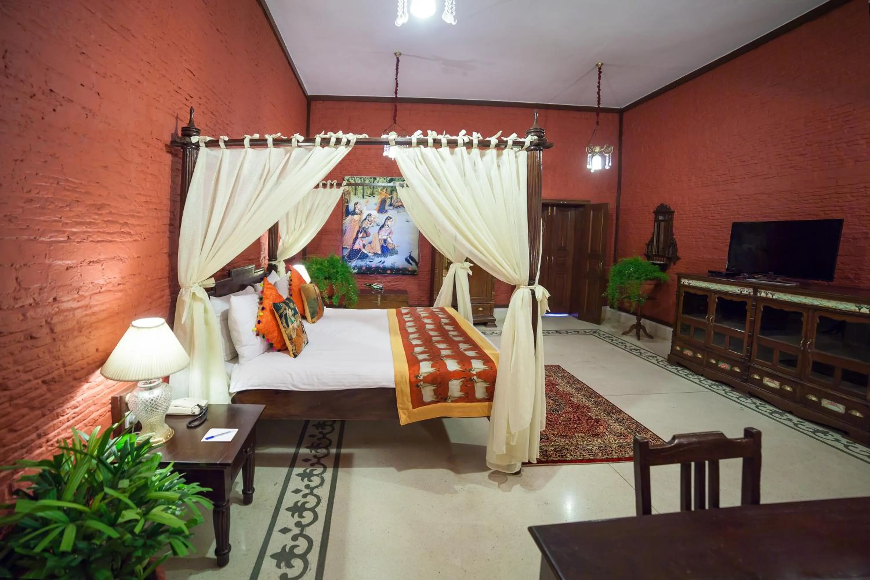 Photo of the whole room, Bed in The Grand Imperial - Heritage Hotel