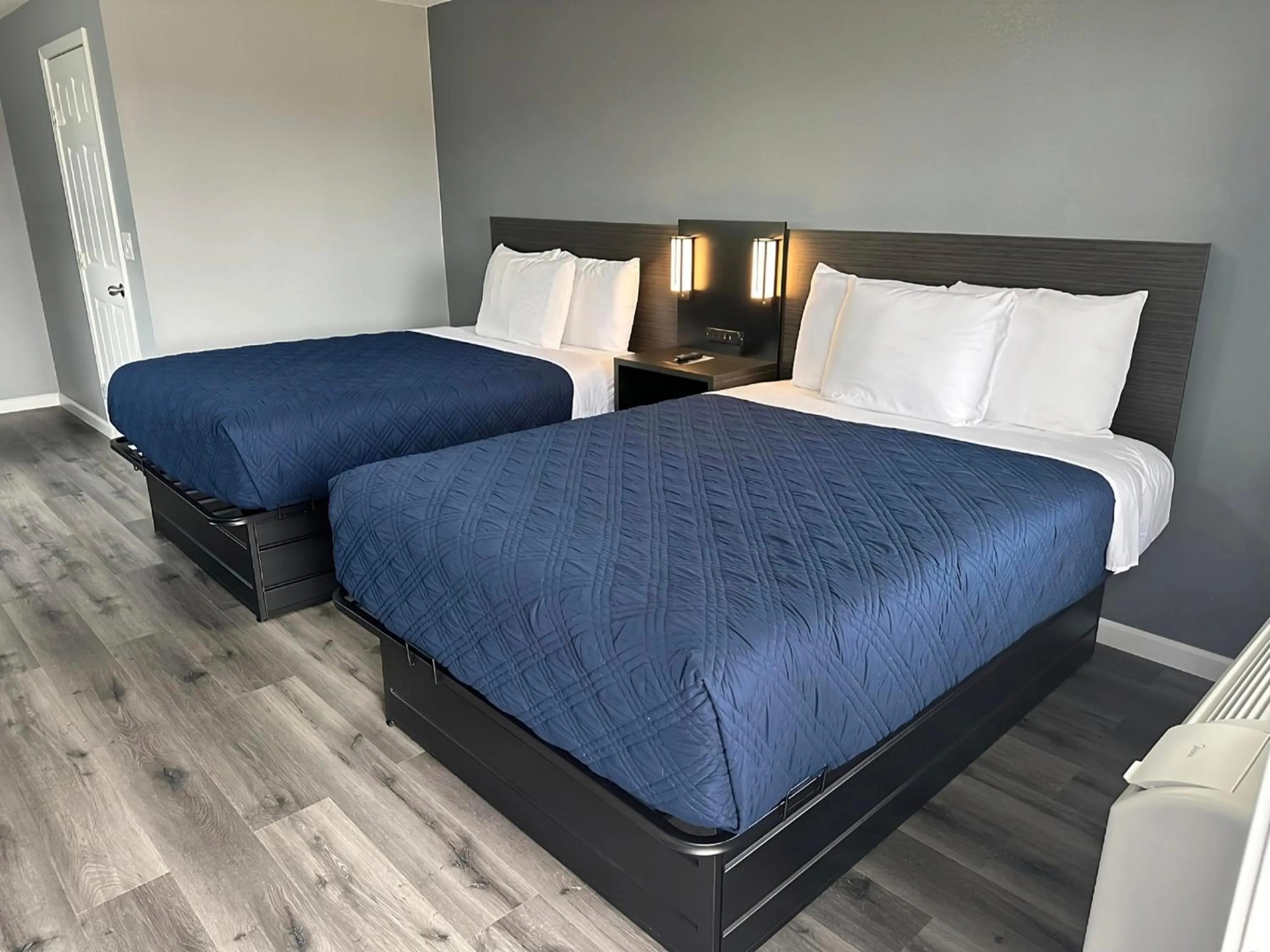 Bed in Coastal Bend at Seadrift, Motel & RV Park