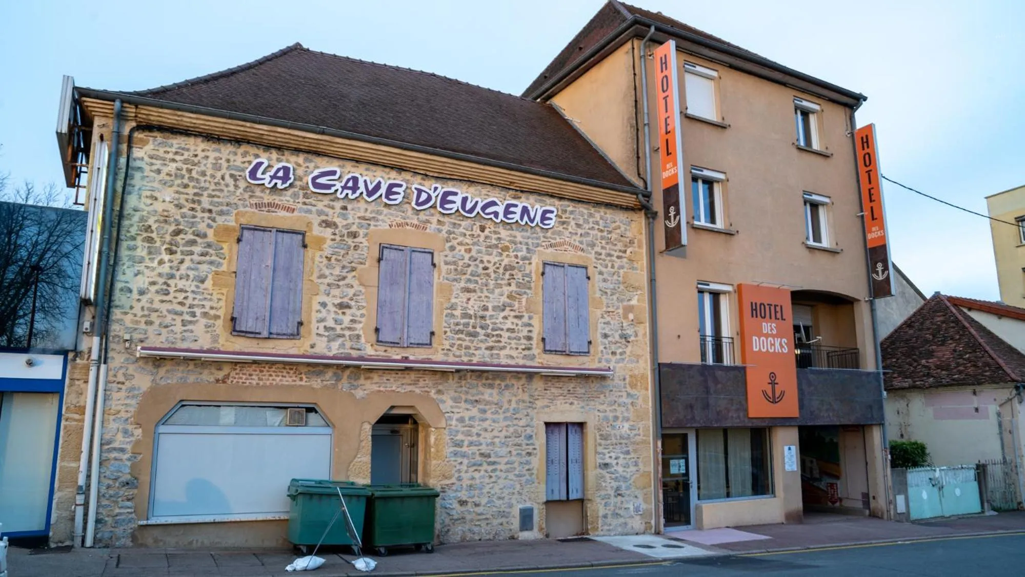 Street view in Hôtel Des Docks