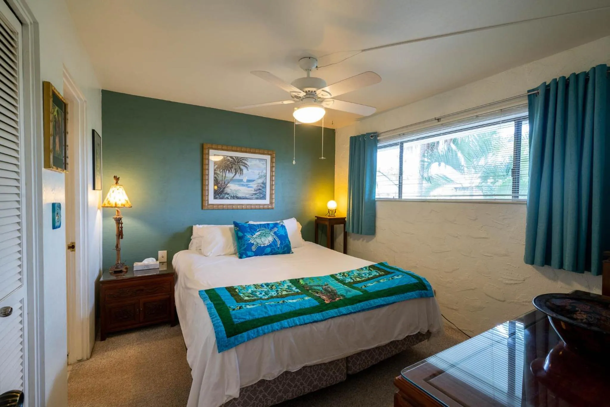 Bed in ZERO FEES Aloha Lani Condo #A208 at Casa De Emdeko