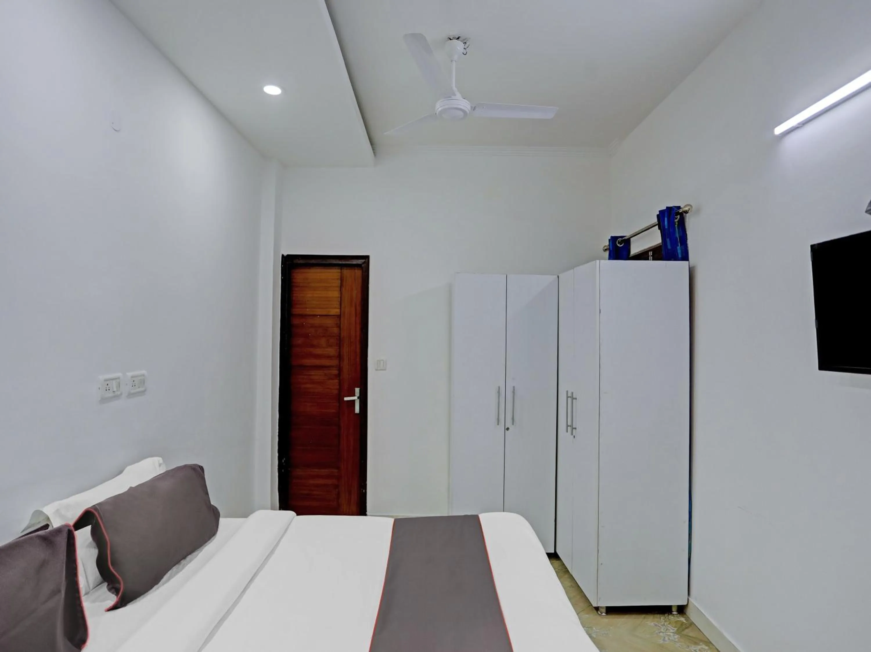 Bedroom, Bed in The Pinaki Residency