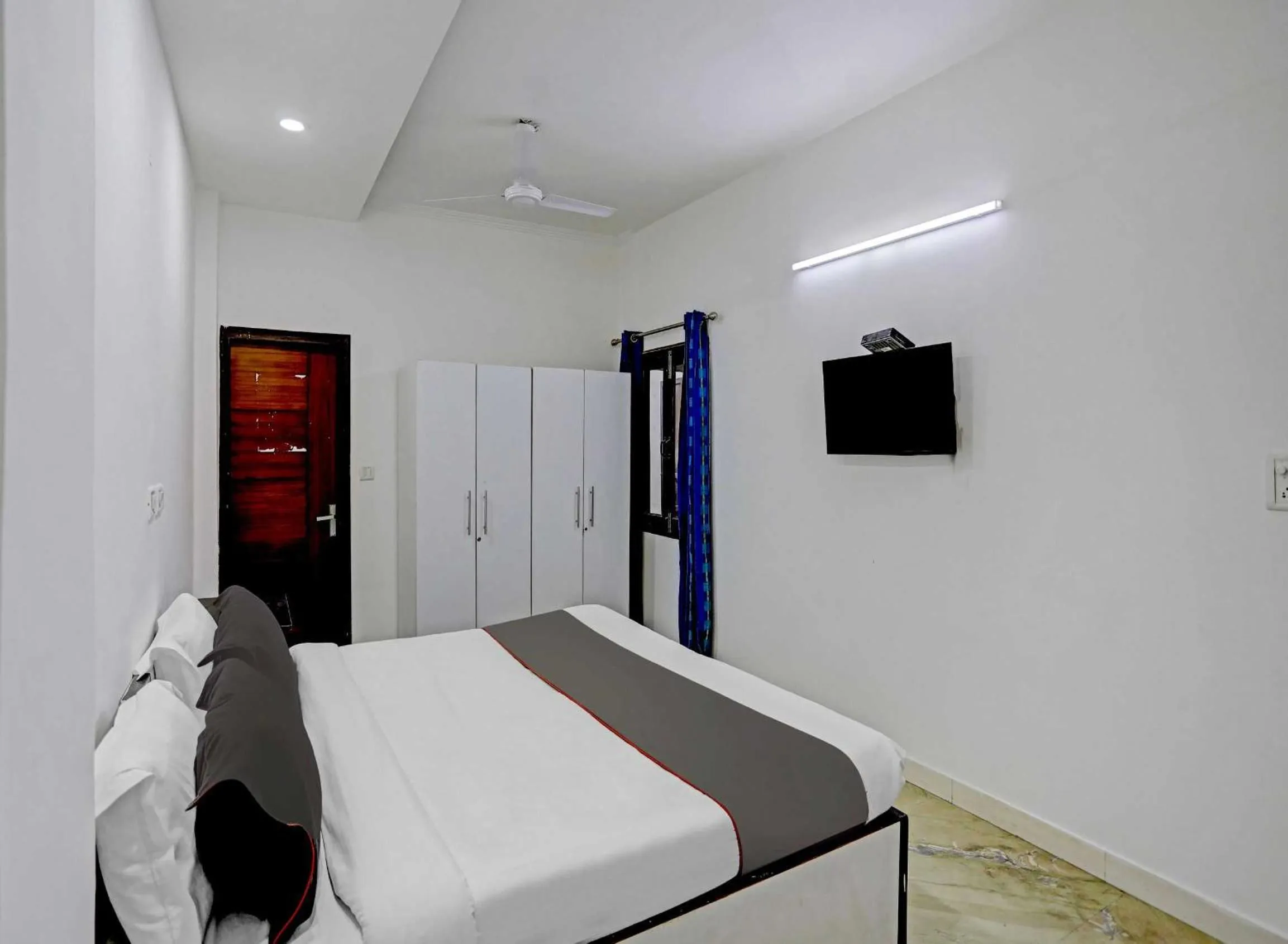 Bedroom, Bed in The Pinaki Residency