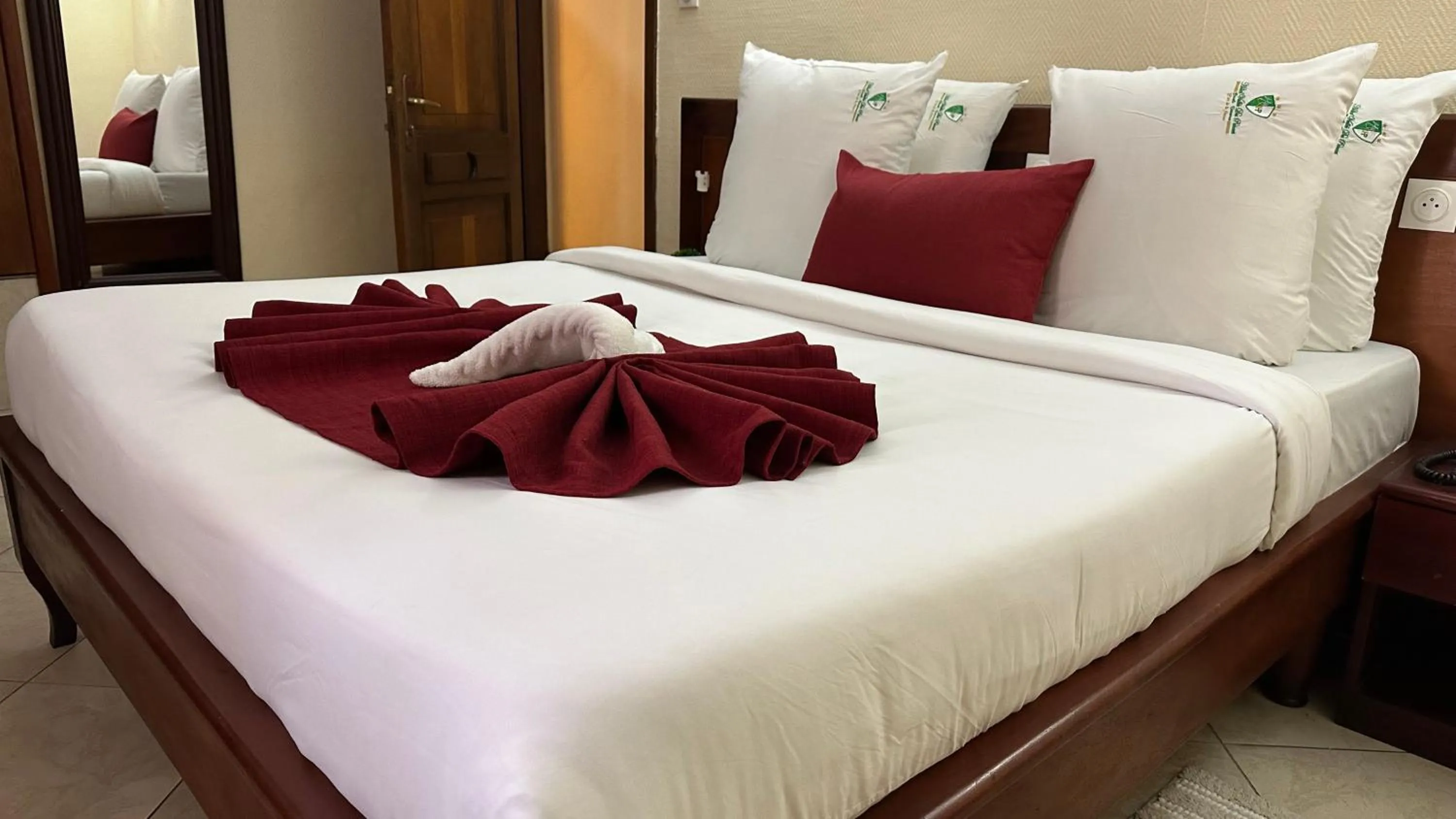 Bed in Hotel Vallée Des Princes