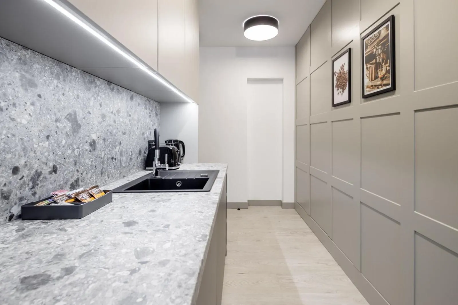 Kitchen or kitchenette in Apartamenty L11, Limanowskiego