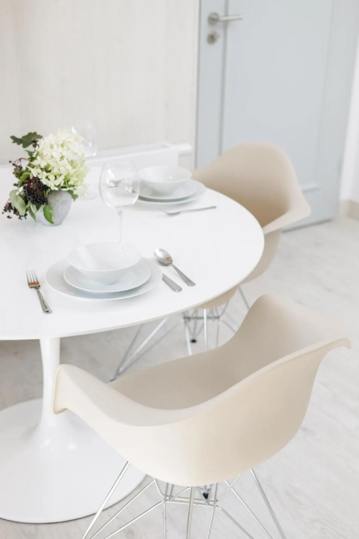 Dining area in Apartamenty L11, Limanowskiego