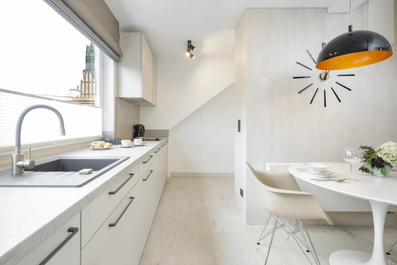 Kitchen or kitchenette in Apartamenty L11, Limanowskiego