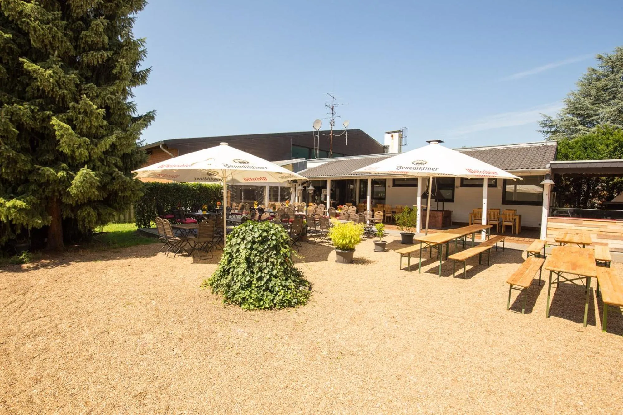 Restaurant/places to eat in Hotel Gut Grossrotter Hof (ehem. Hotel Schmitte)