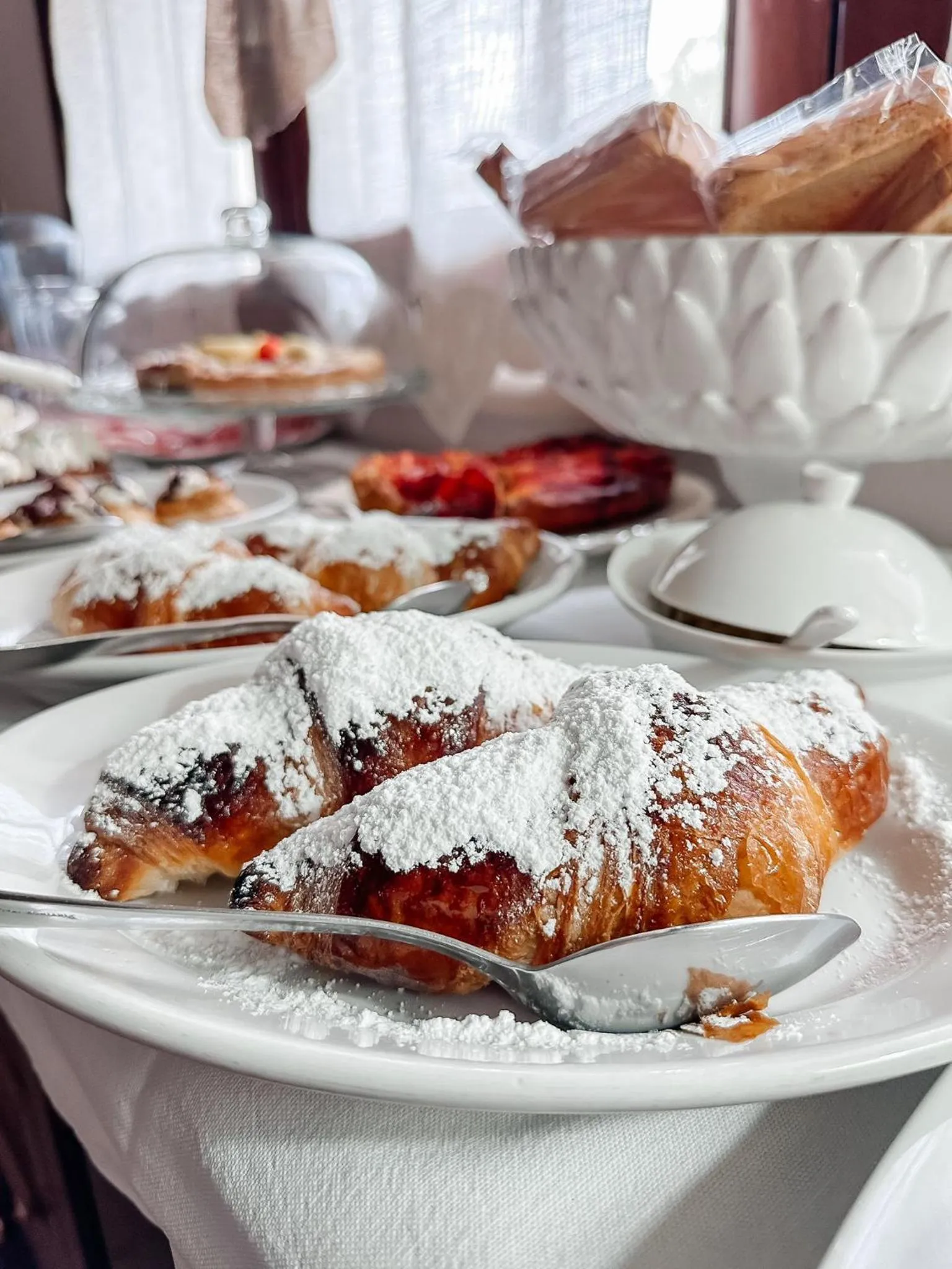 Food and drinks in Villa Mariella