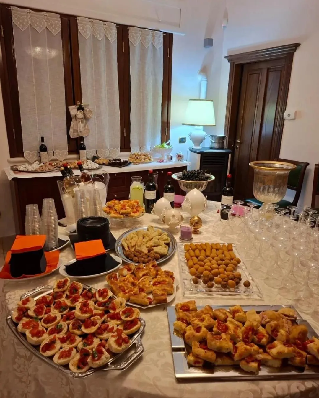 Food in Villa Mariella