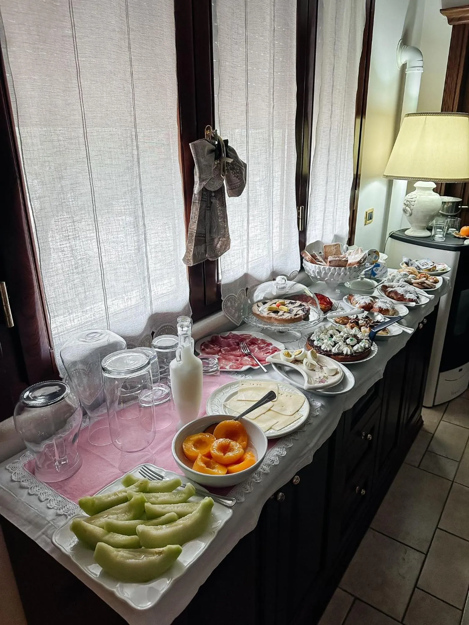 Food and drinks in Villa Mariella