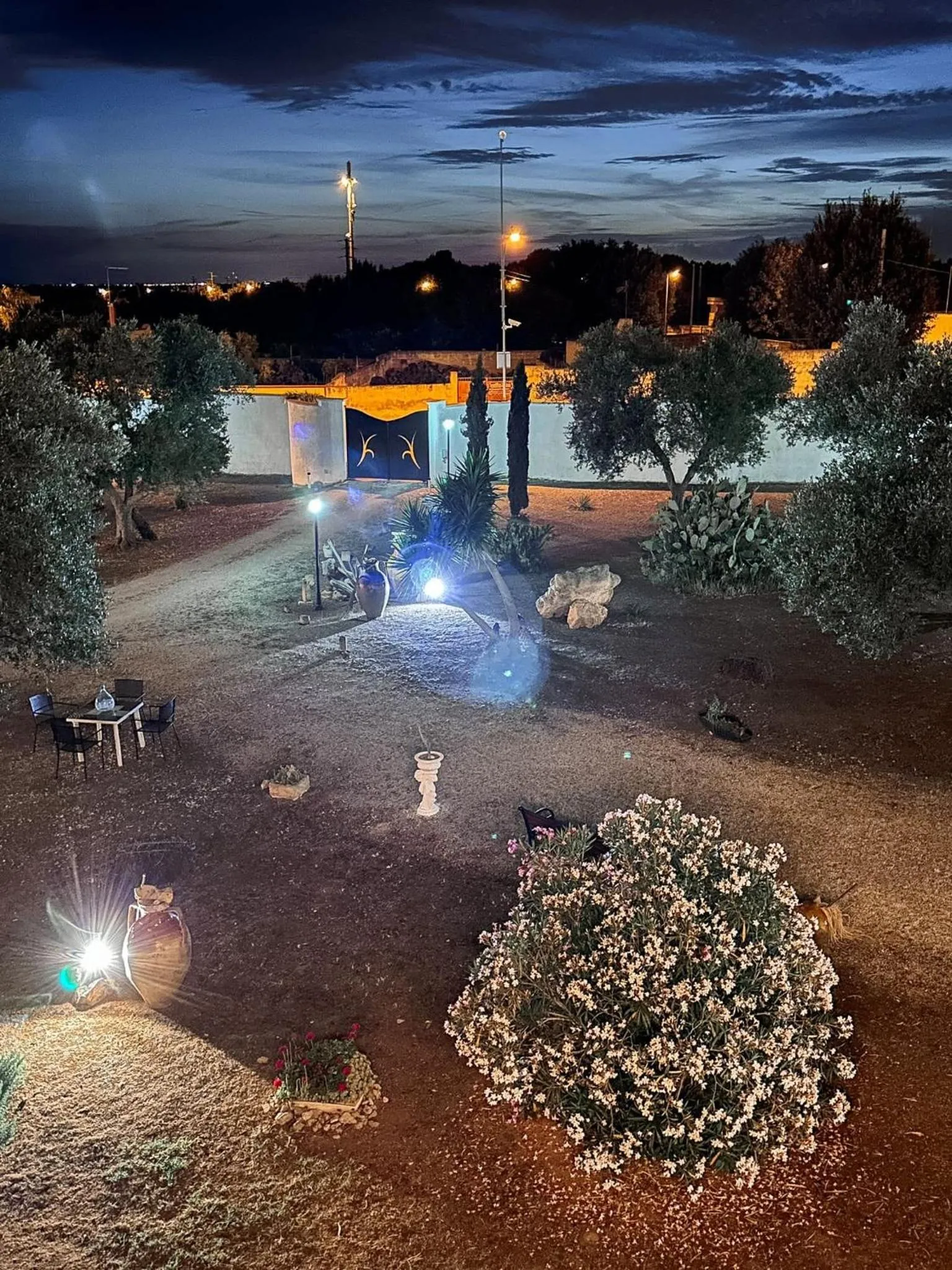 Night in Villa Mariella