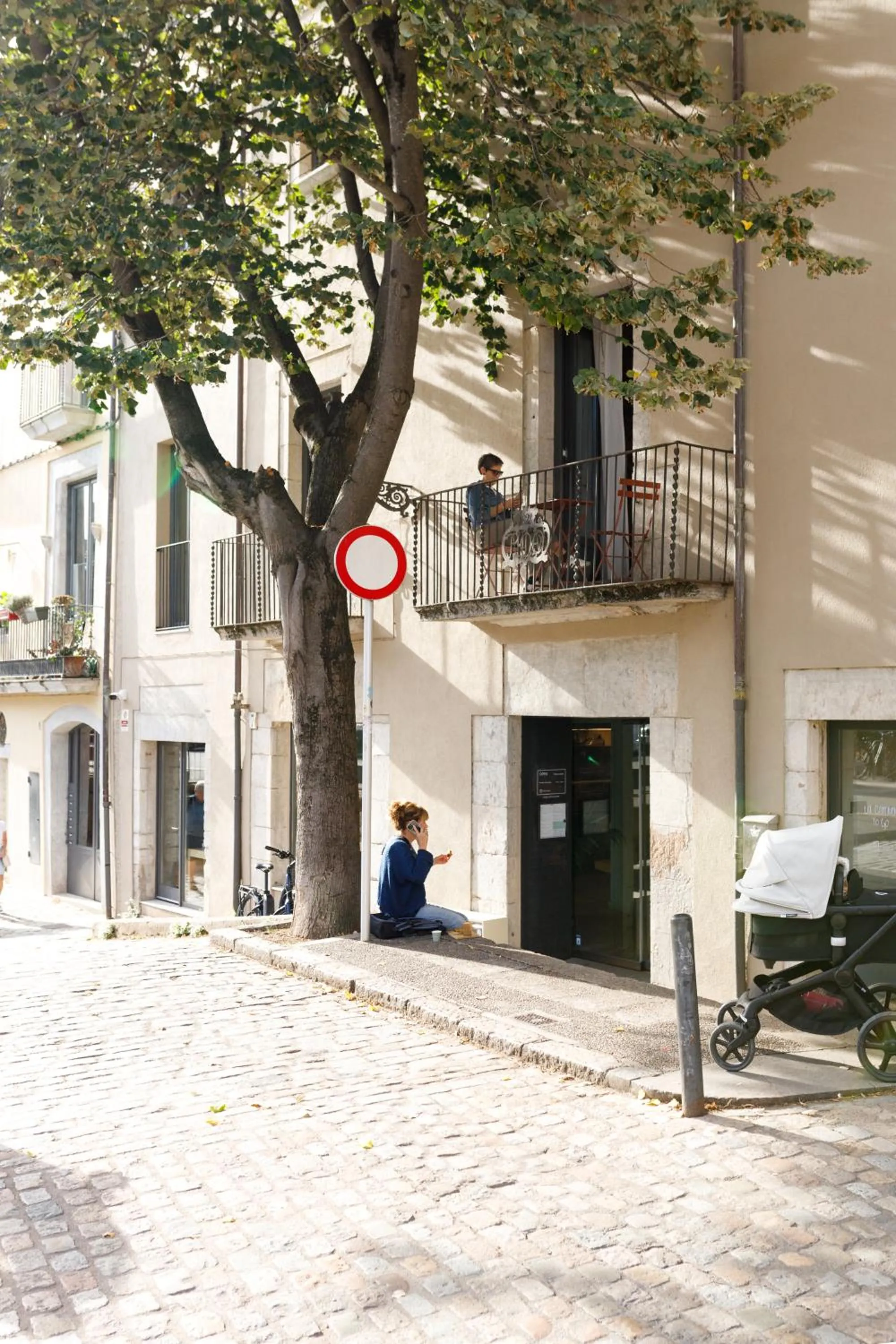 Property building in La Comuna by Bon Dia Residences