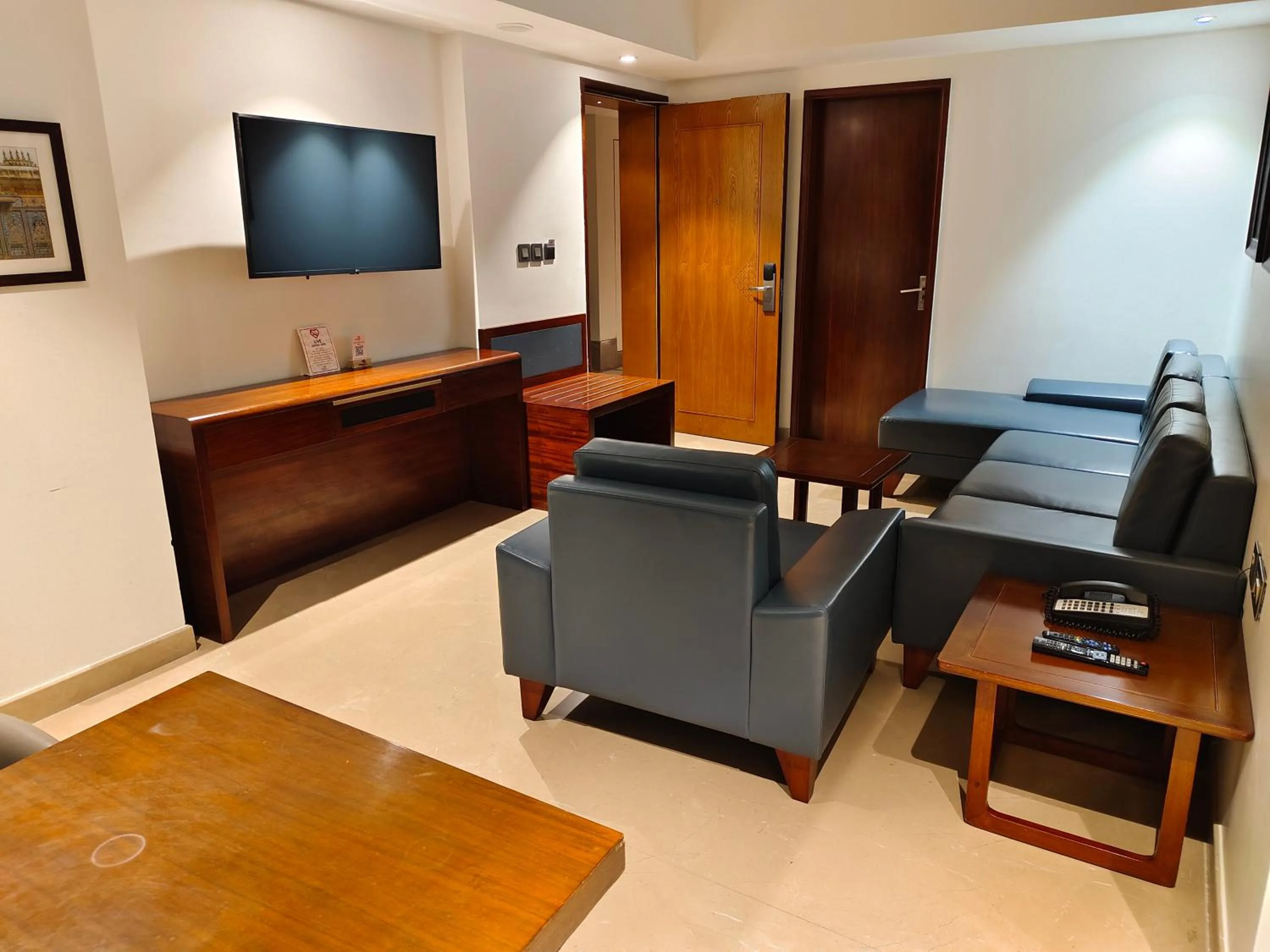 Living room in Pride Hotel Udaipur