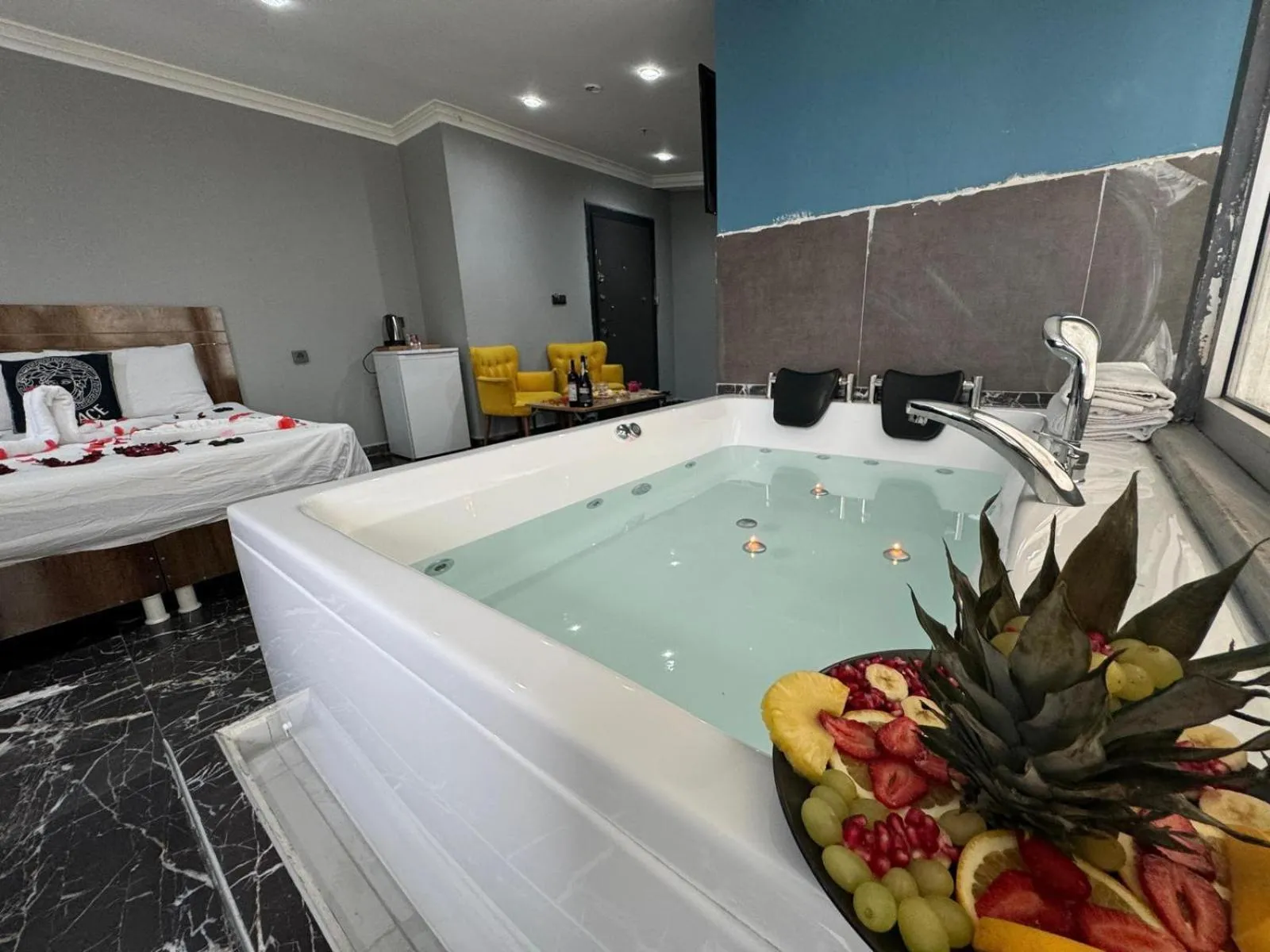 Bed in Grand Lara Hotel & Apartments