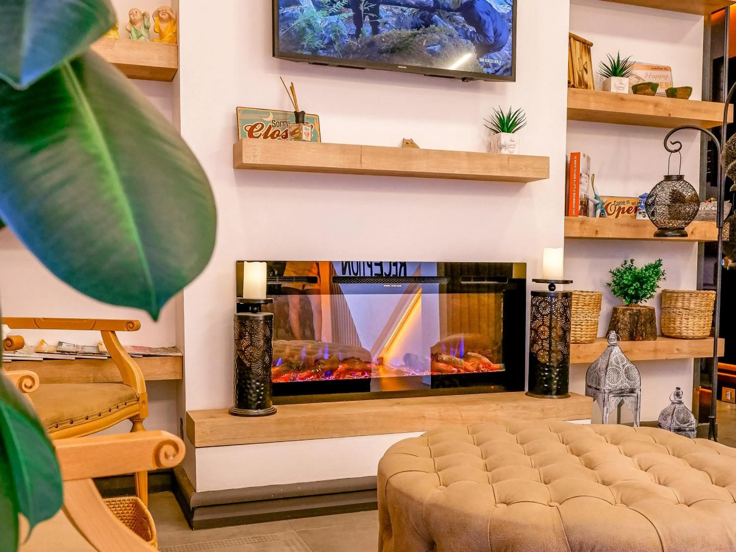 Lobby or reception in L'opera Deluxe Hotel