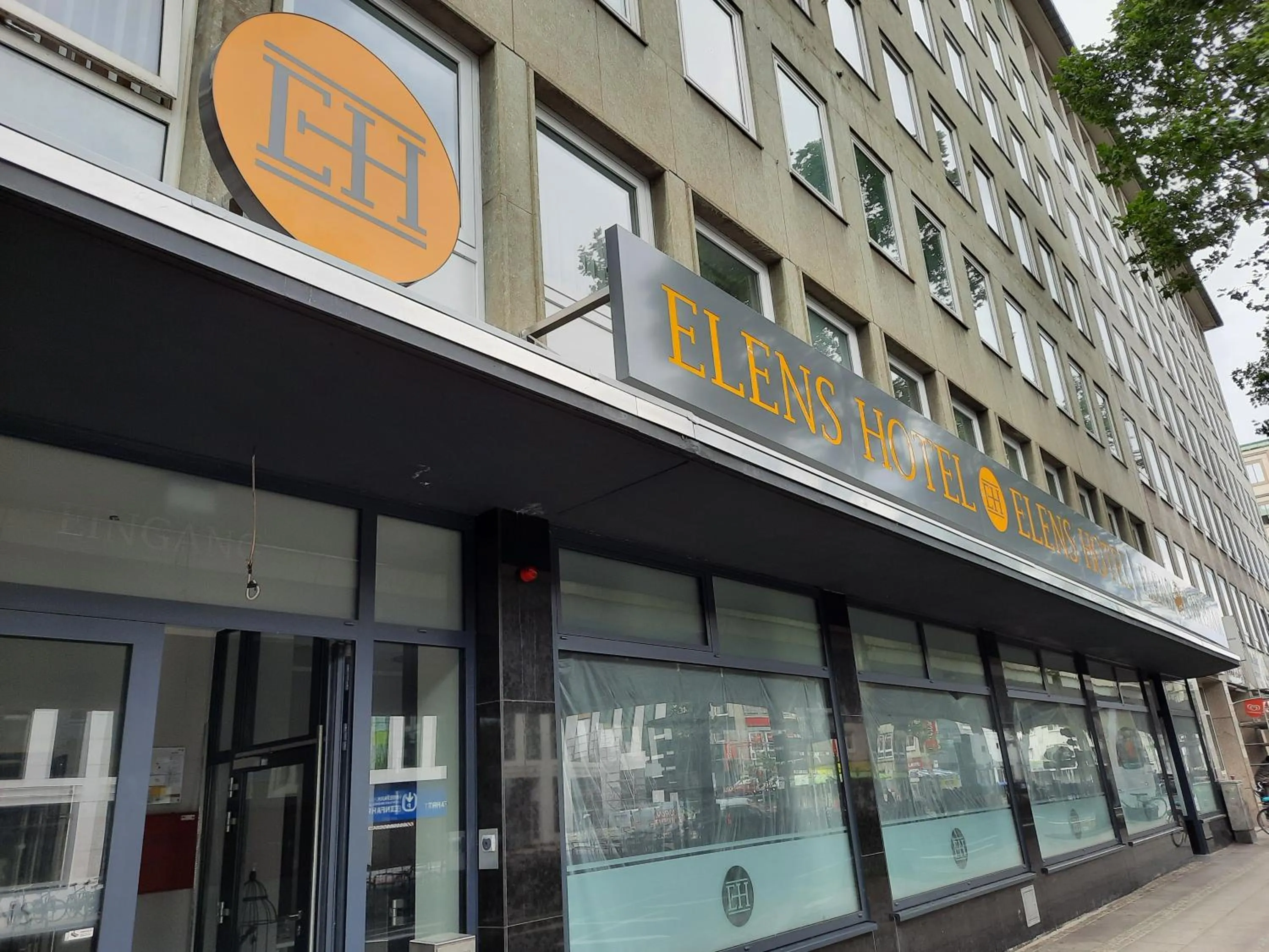 Property building in Elens Hotel