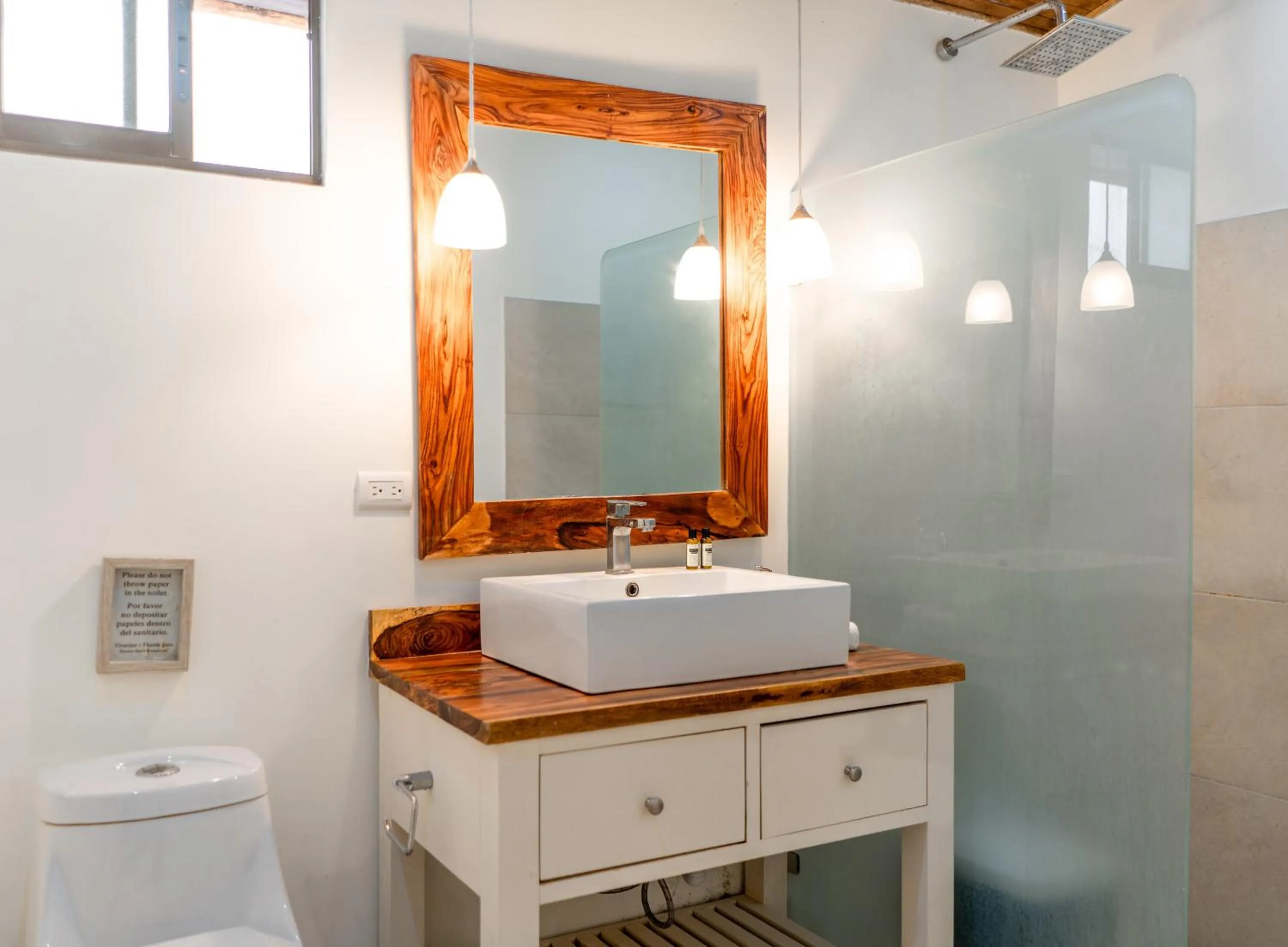 Bathroom in Banana Beach Bungalows