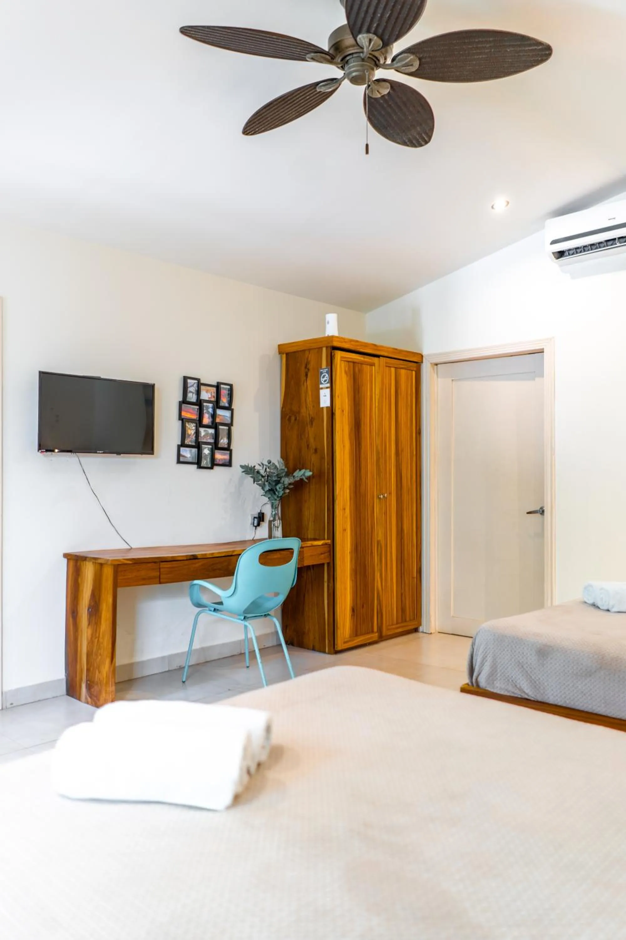 Seating area, Bed in Banana Beach Bungalows