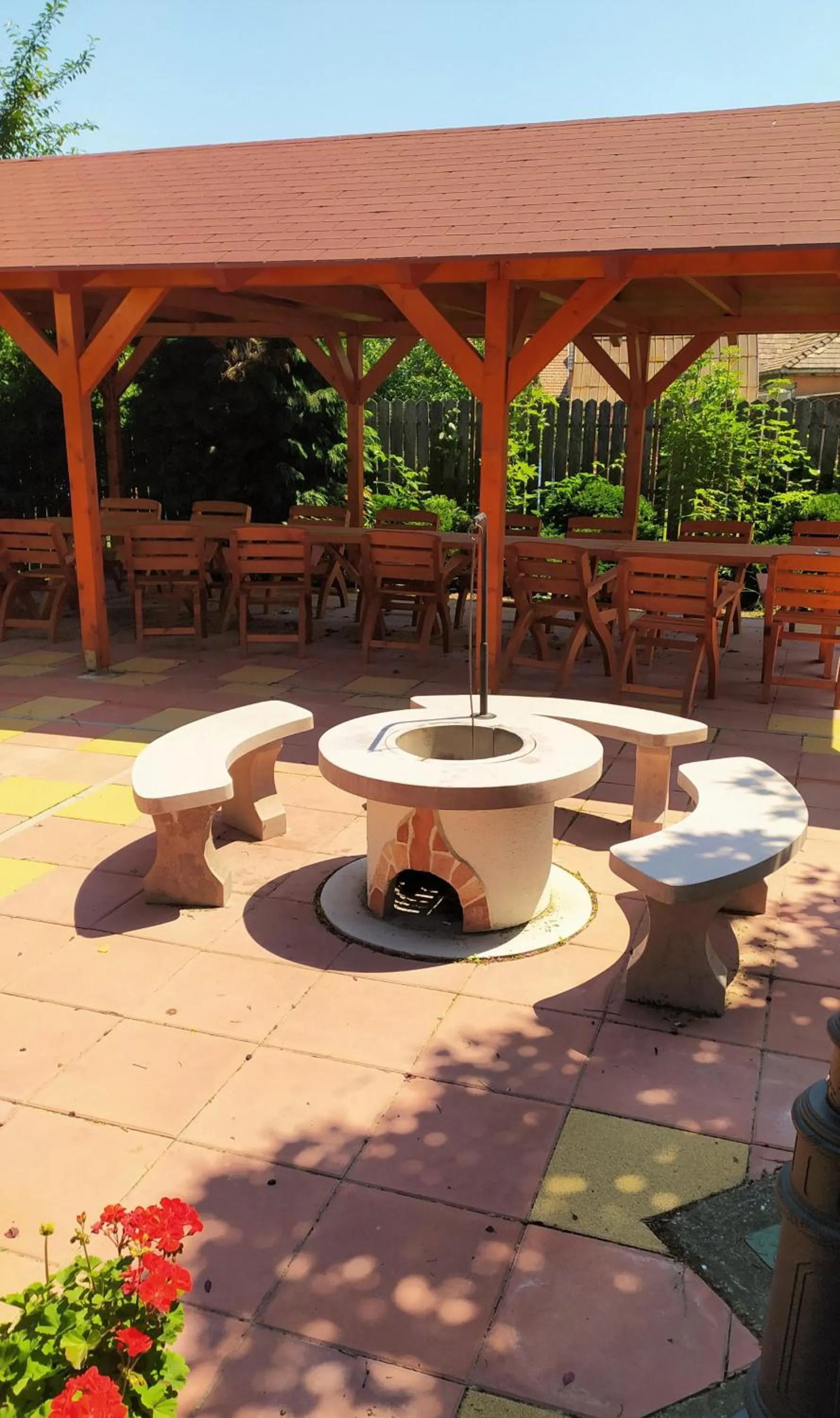 Garden in Bacchus Panzió