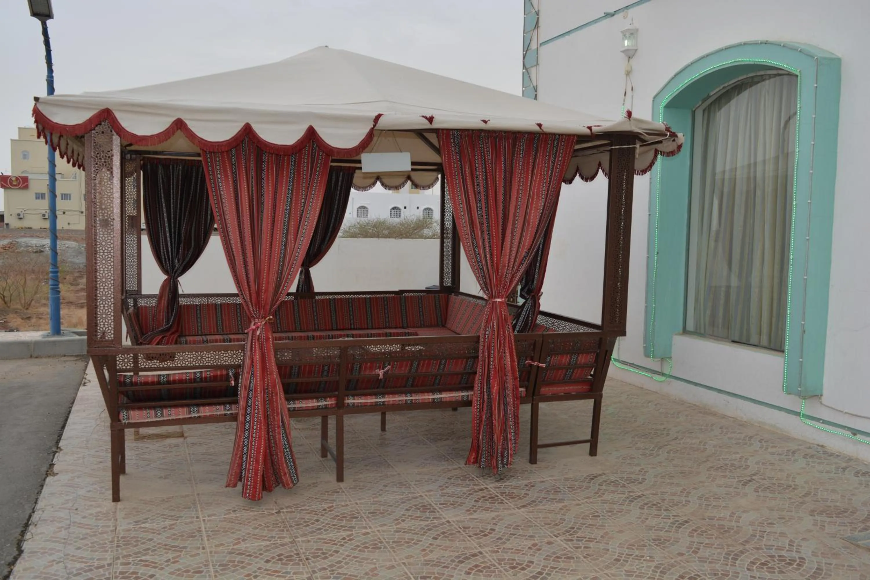 Al Karam Hotel Apartment