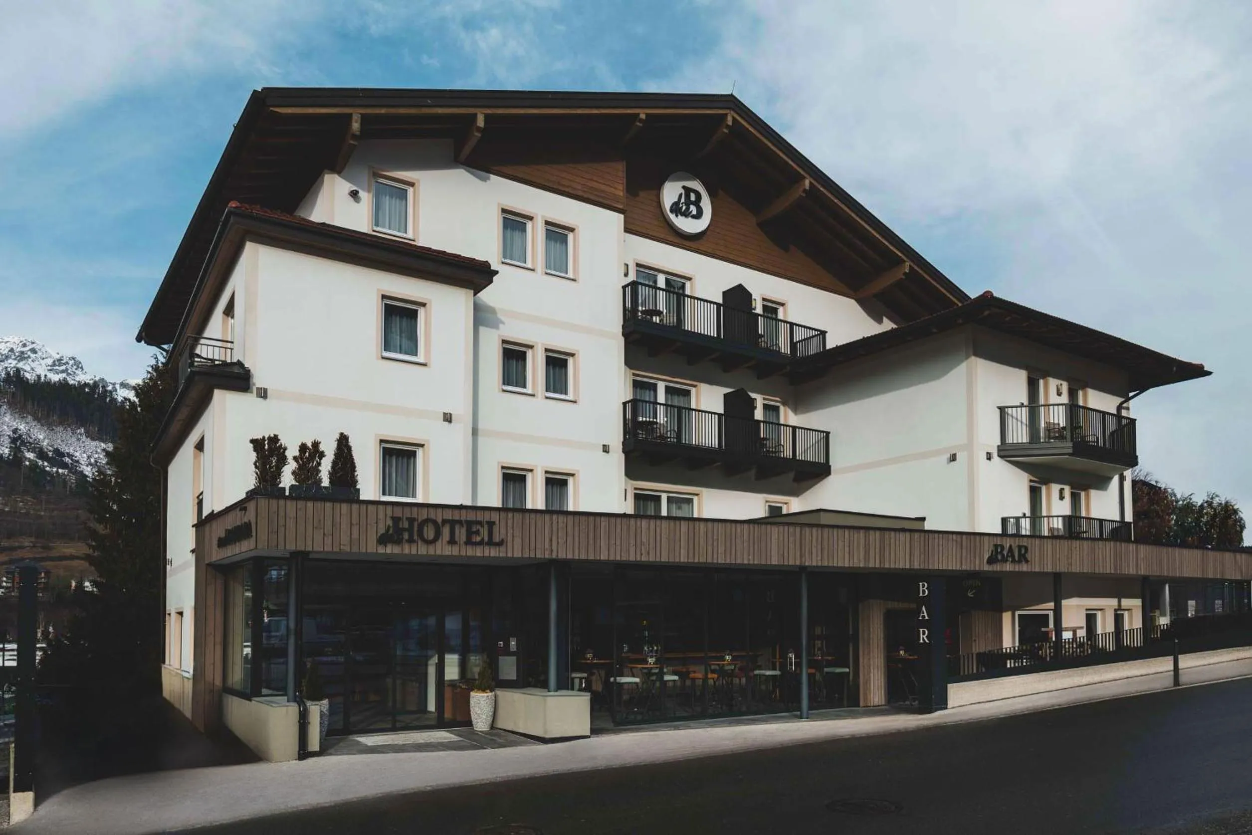 Property building in B&B Hotel Die Barbara