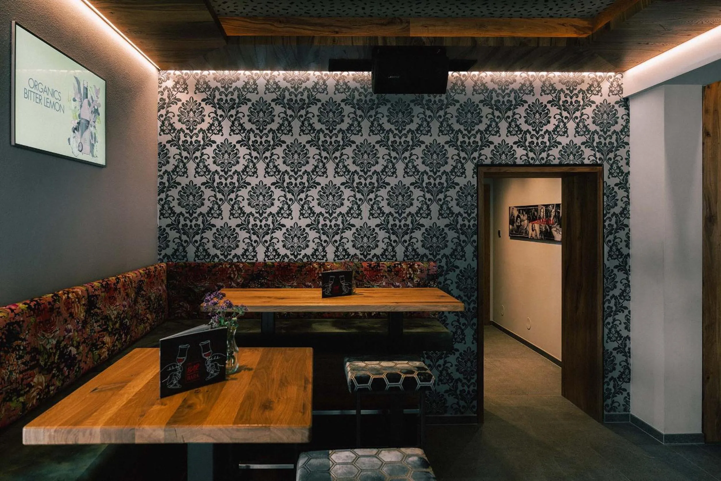 Lounge or bar in B&B Hotel Die Barbara