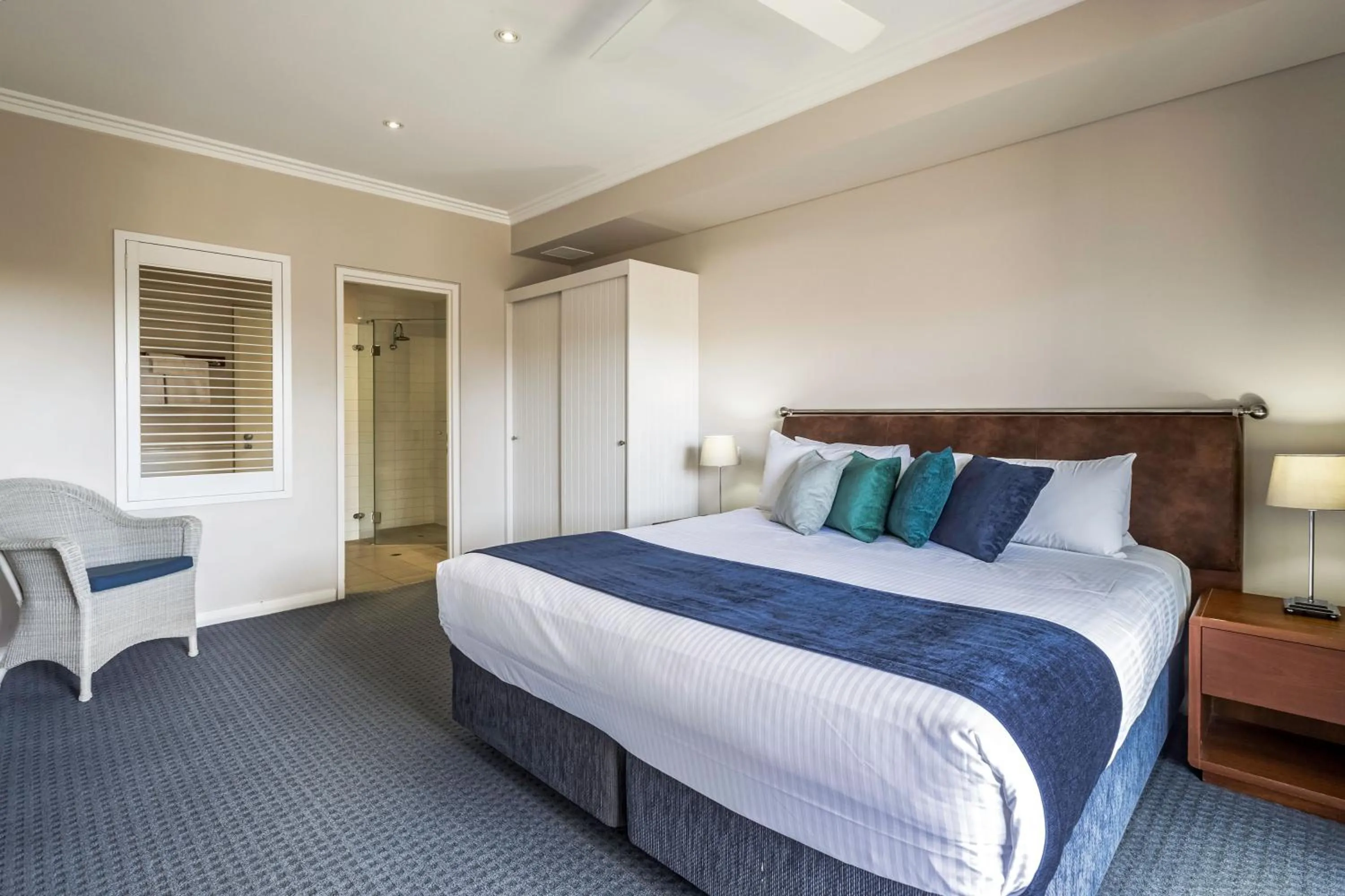 Bedroom, Bed in Caves House Hotel & Apartments Yallingup