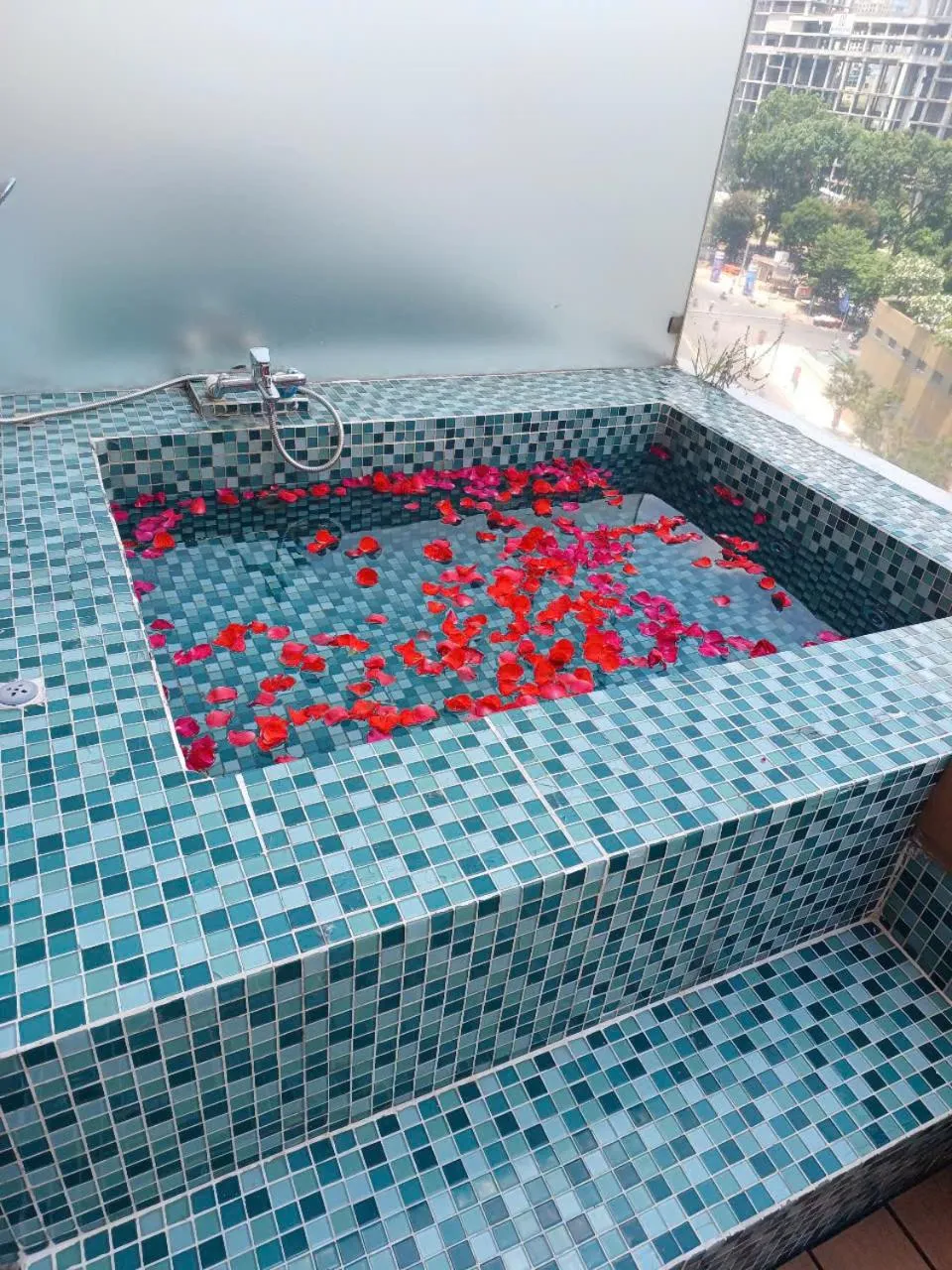 Paradise Saigon Boutique Hotel & Spa